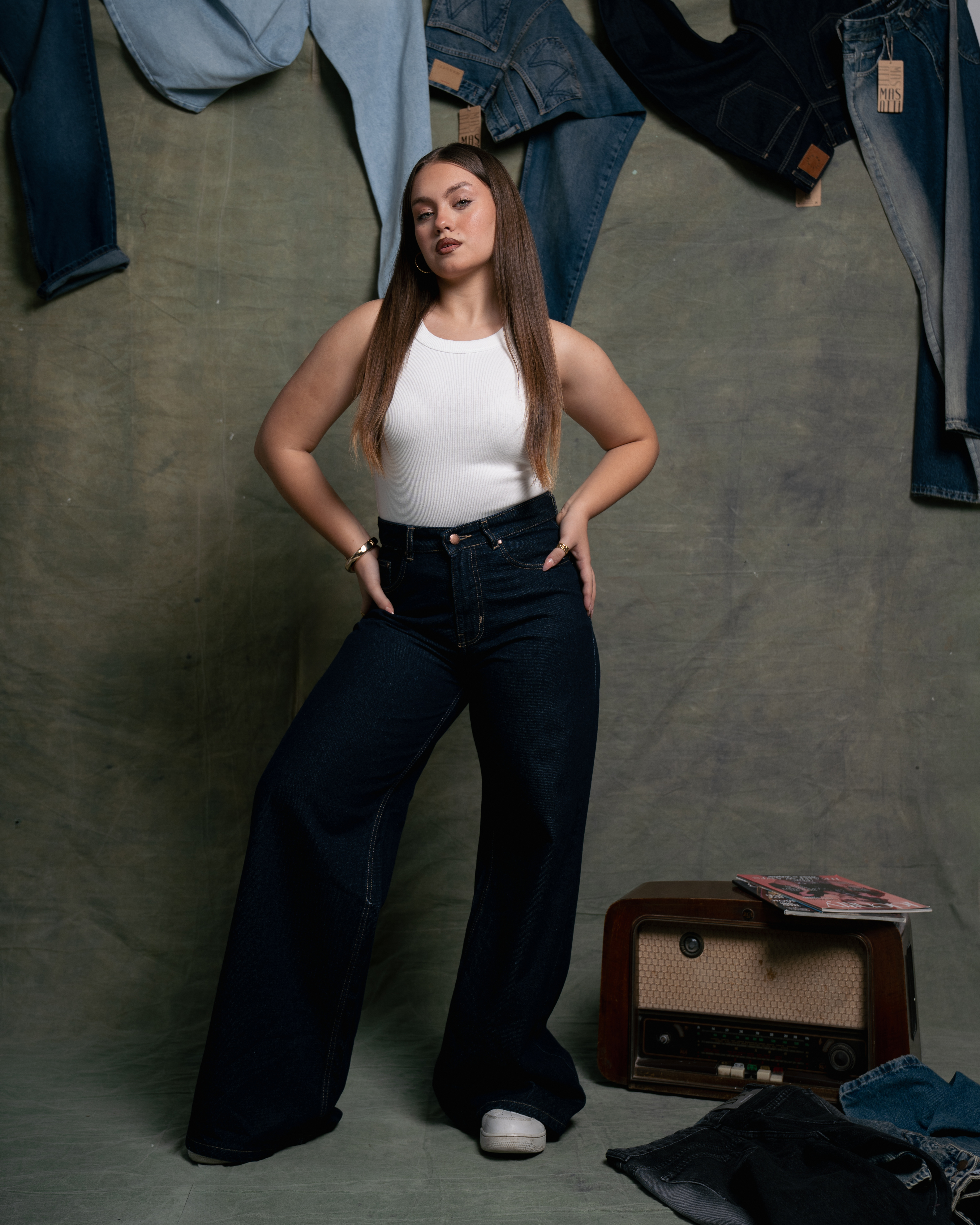 Wide leg jeans