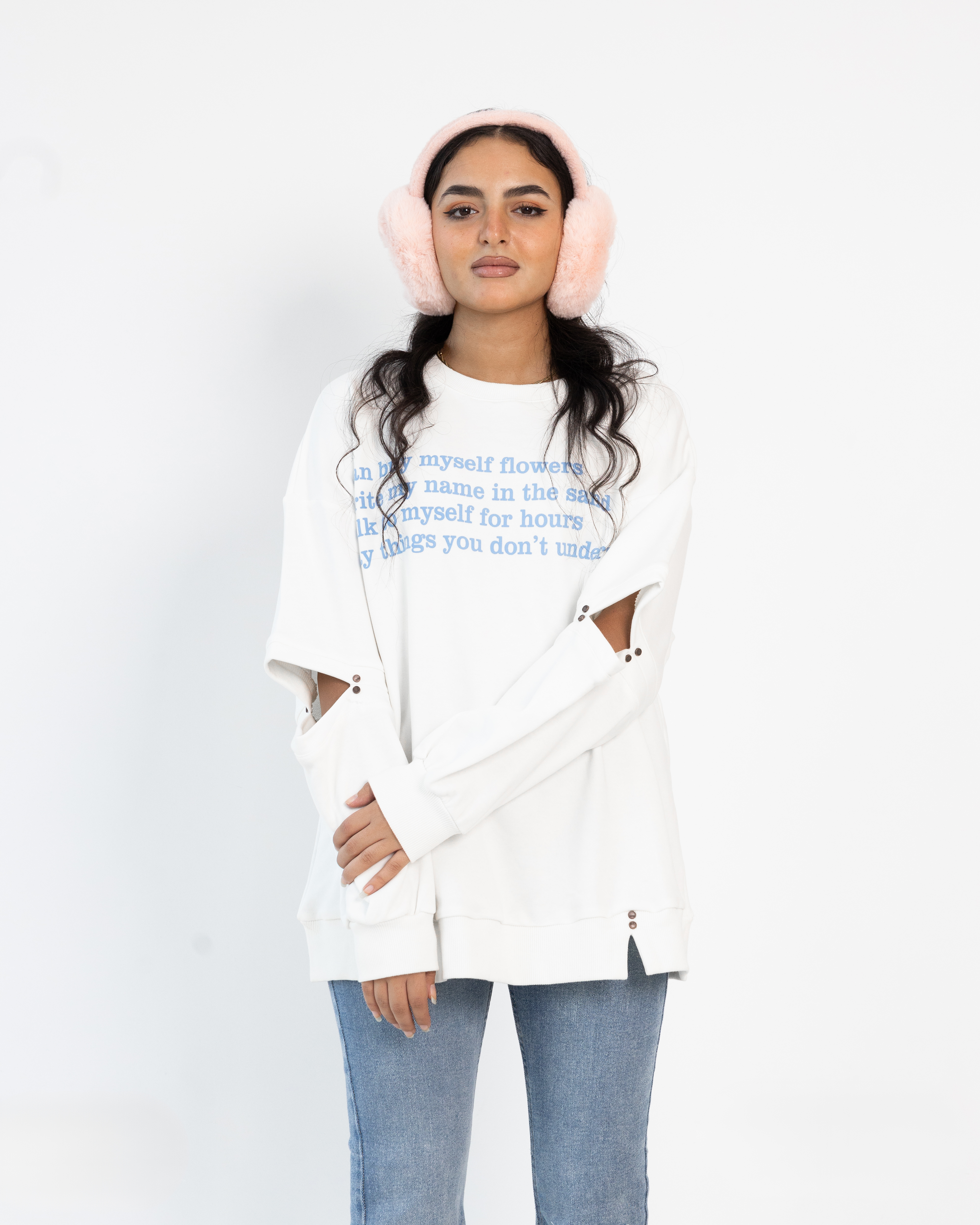 Sweatshirt With Open Sleeves