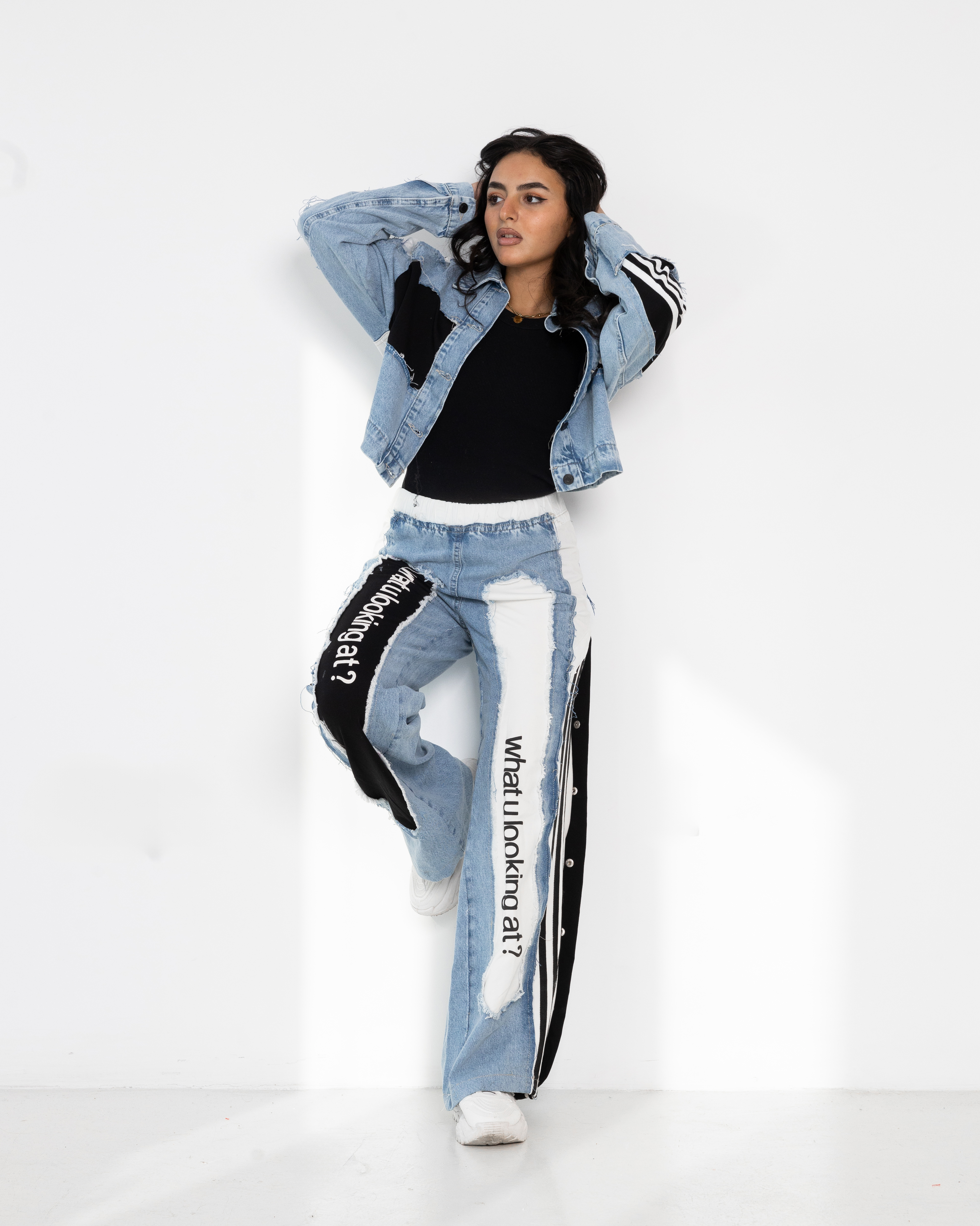 Jeans and Melton Suit With Print