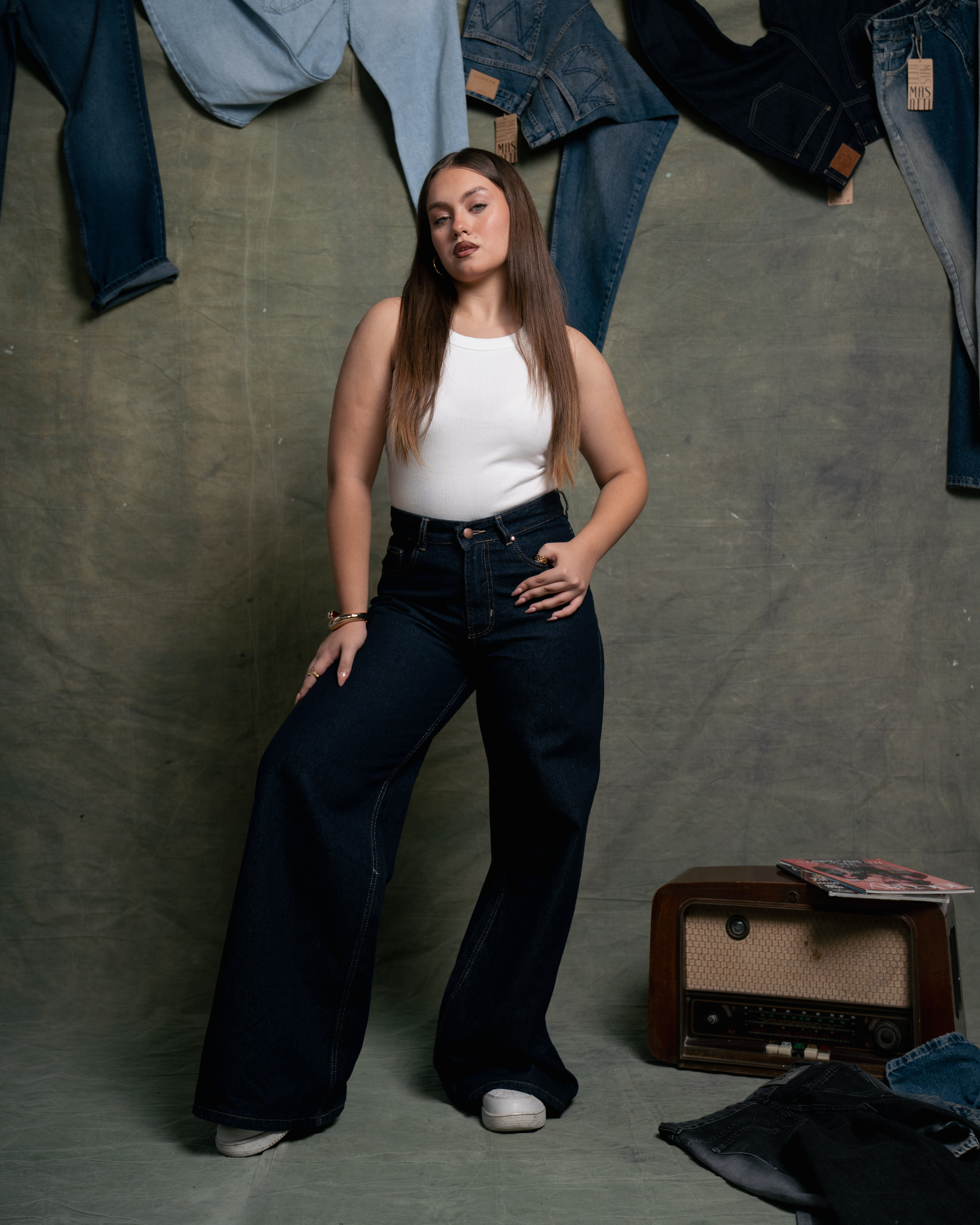 Wide leg jeans