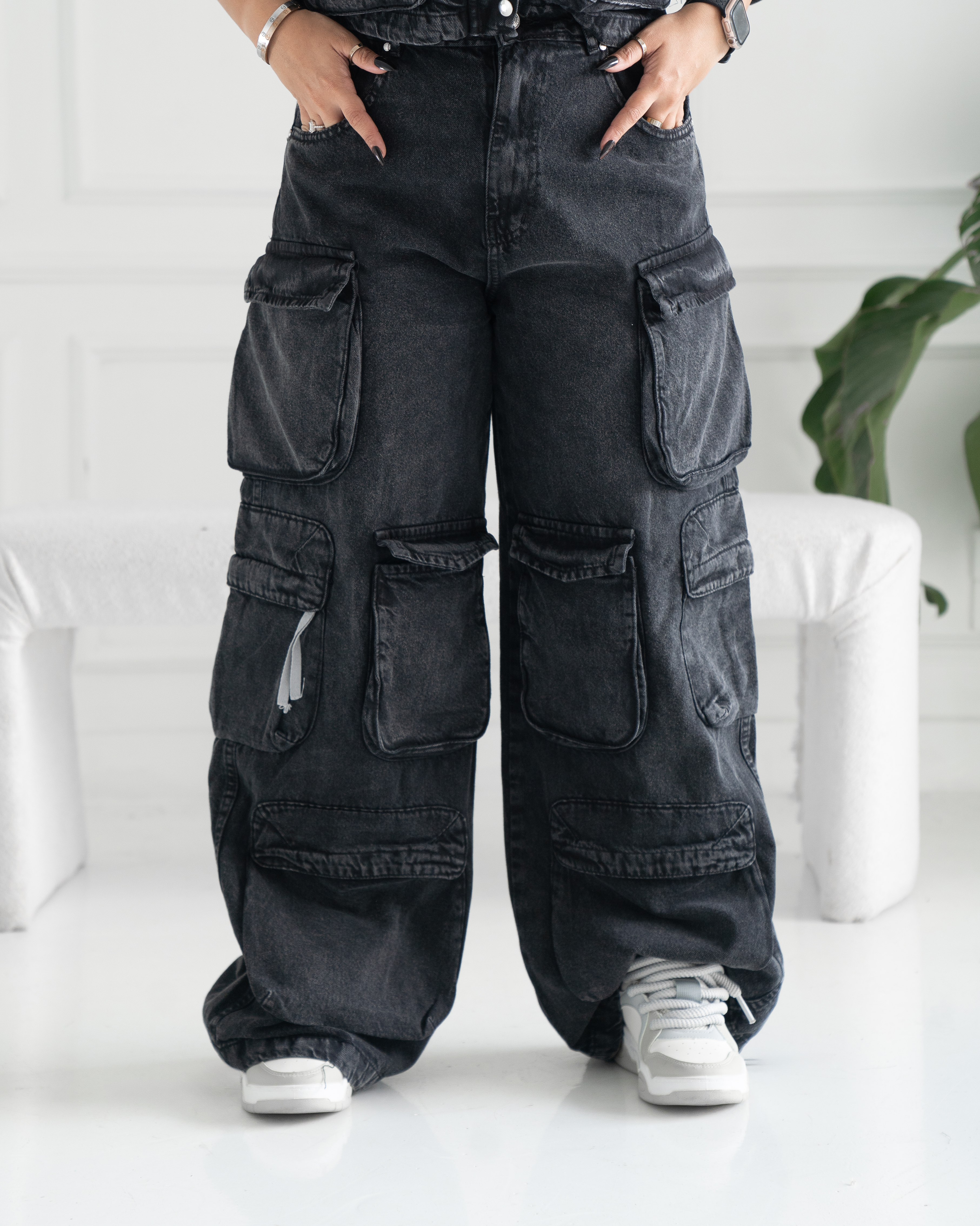 Big Pockets Cargo Jeans