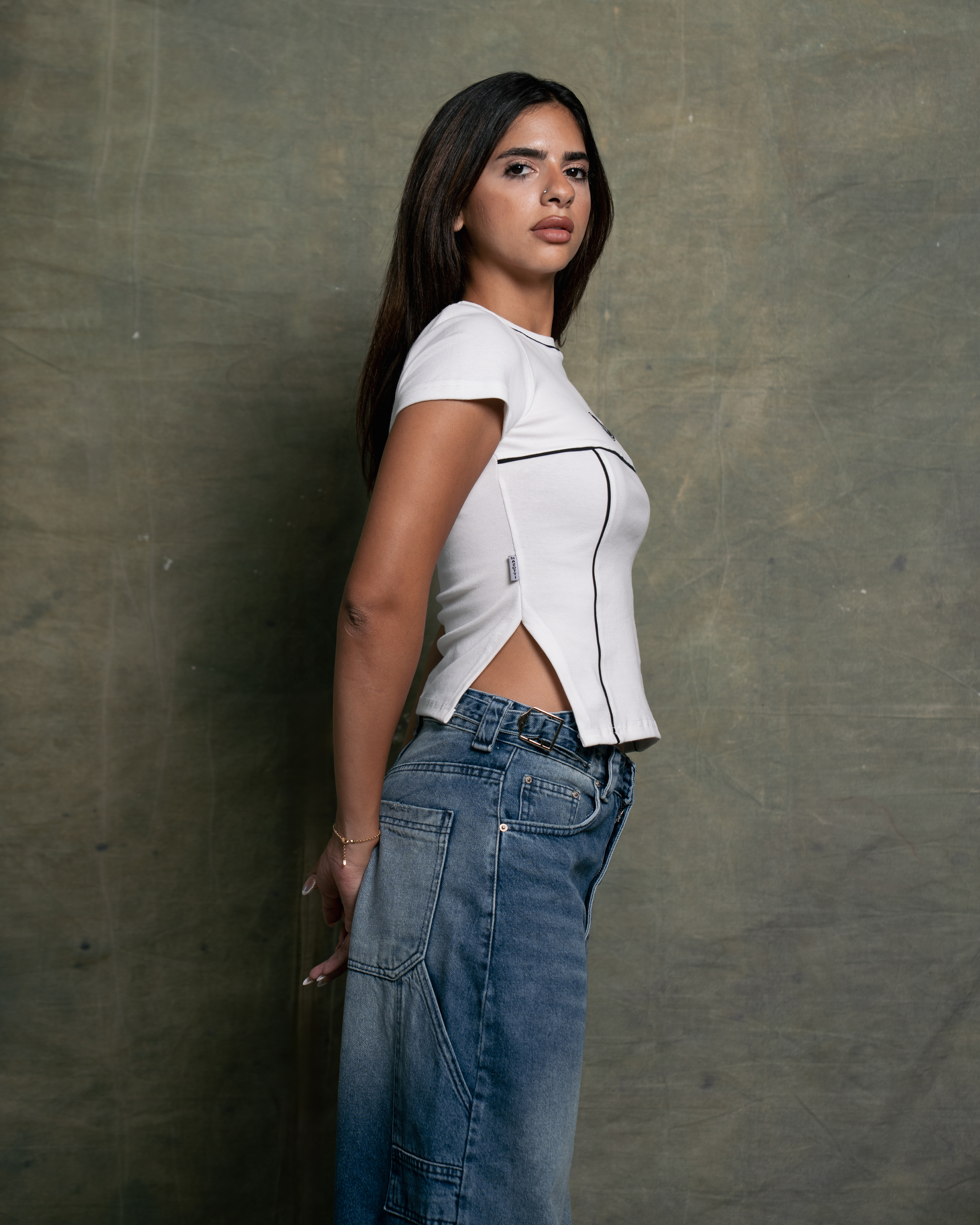 Half-sleeved T-shirt
