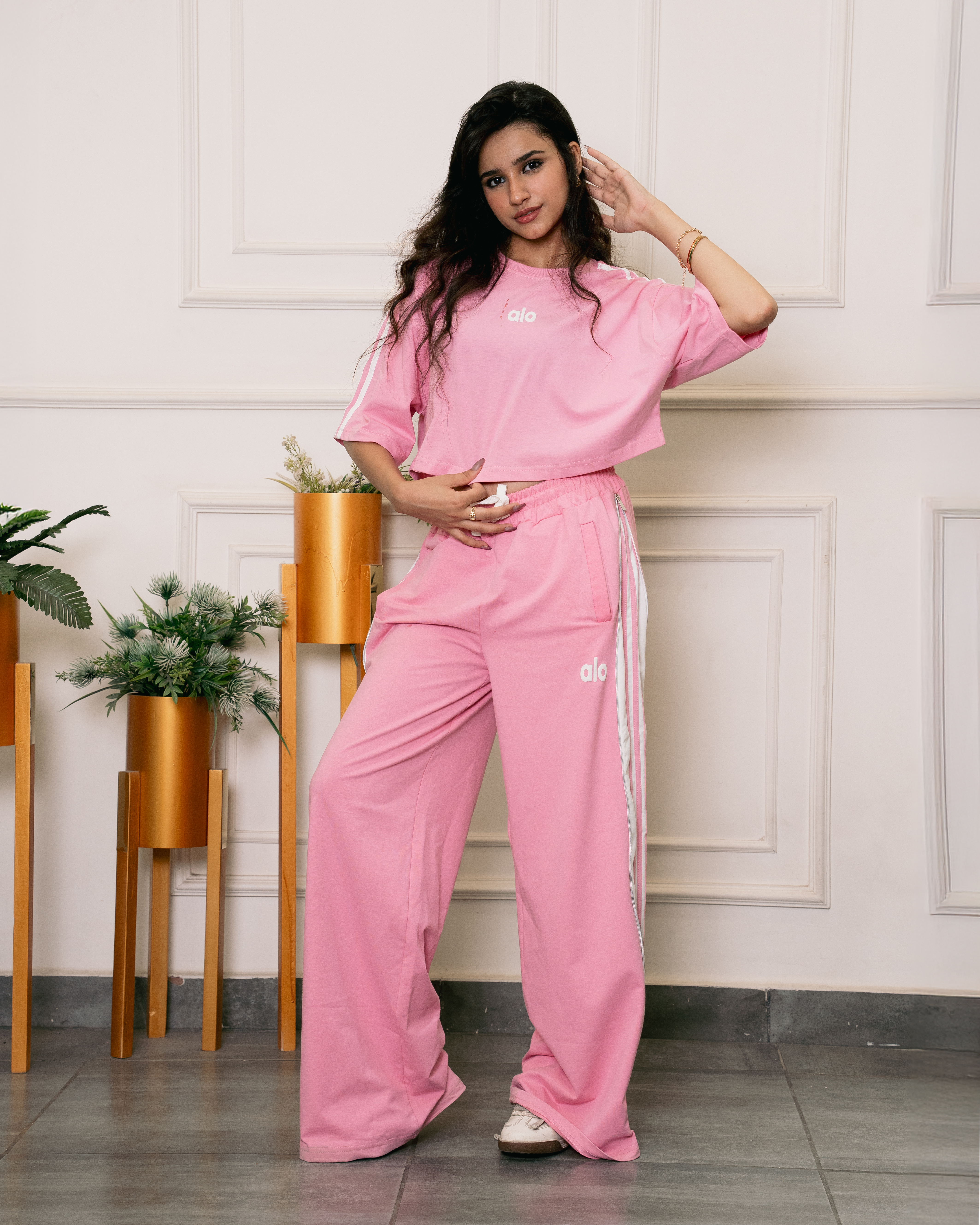 half-sleeve zippered pants 