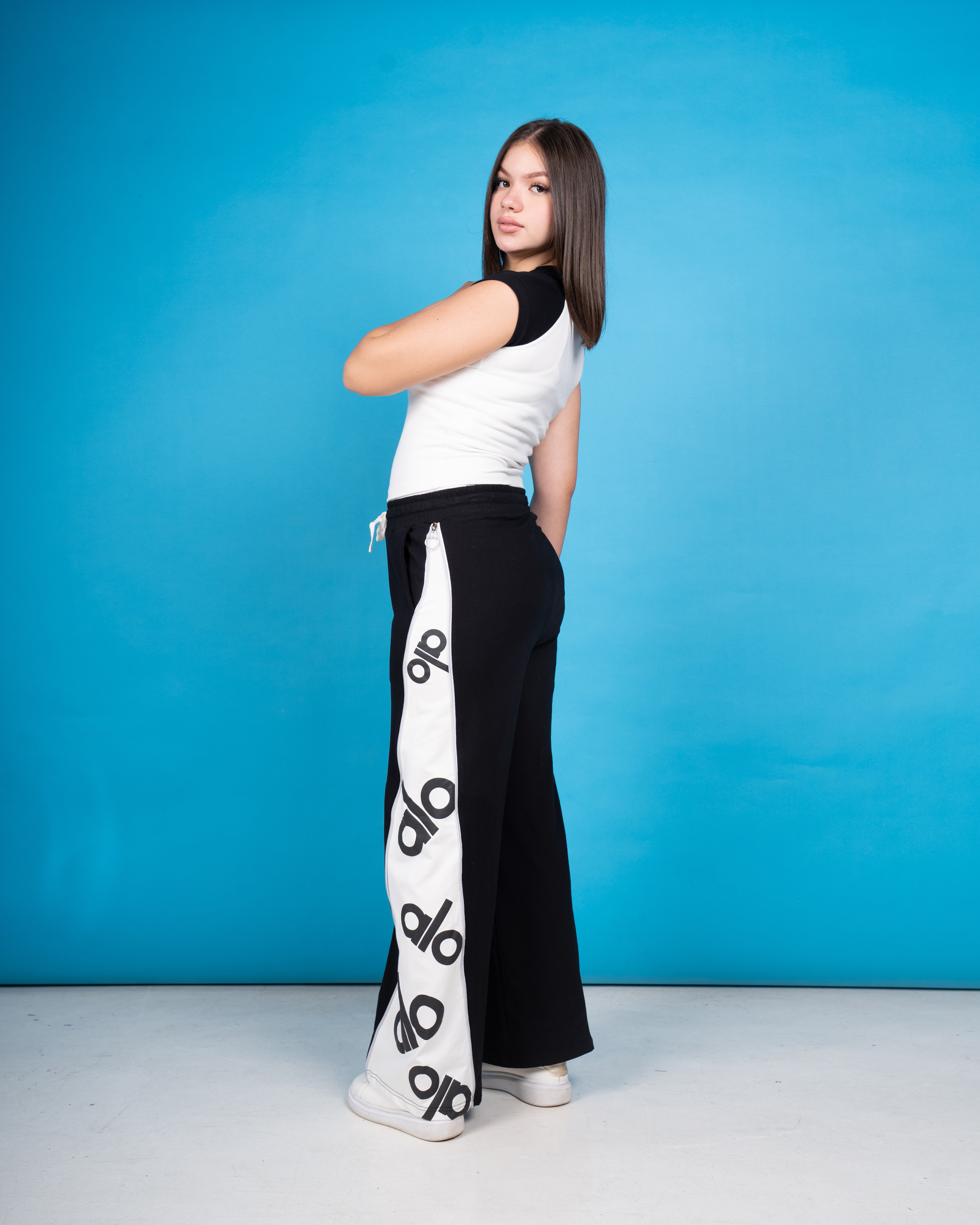 knit set half-sleeve zippered pants Sizes S-M-L-XL Colors: Black - Rose