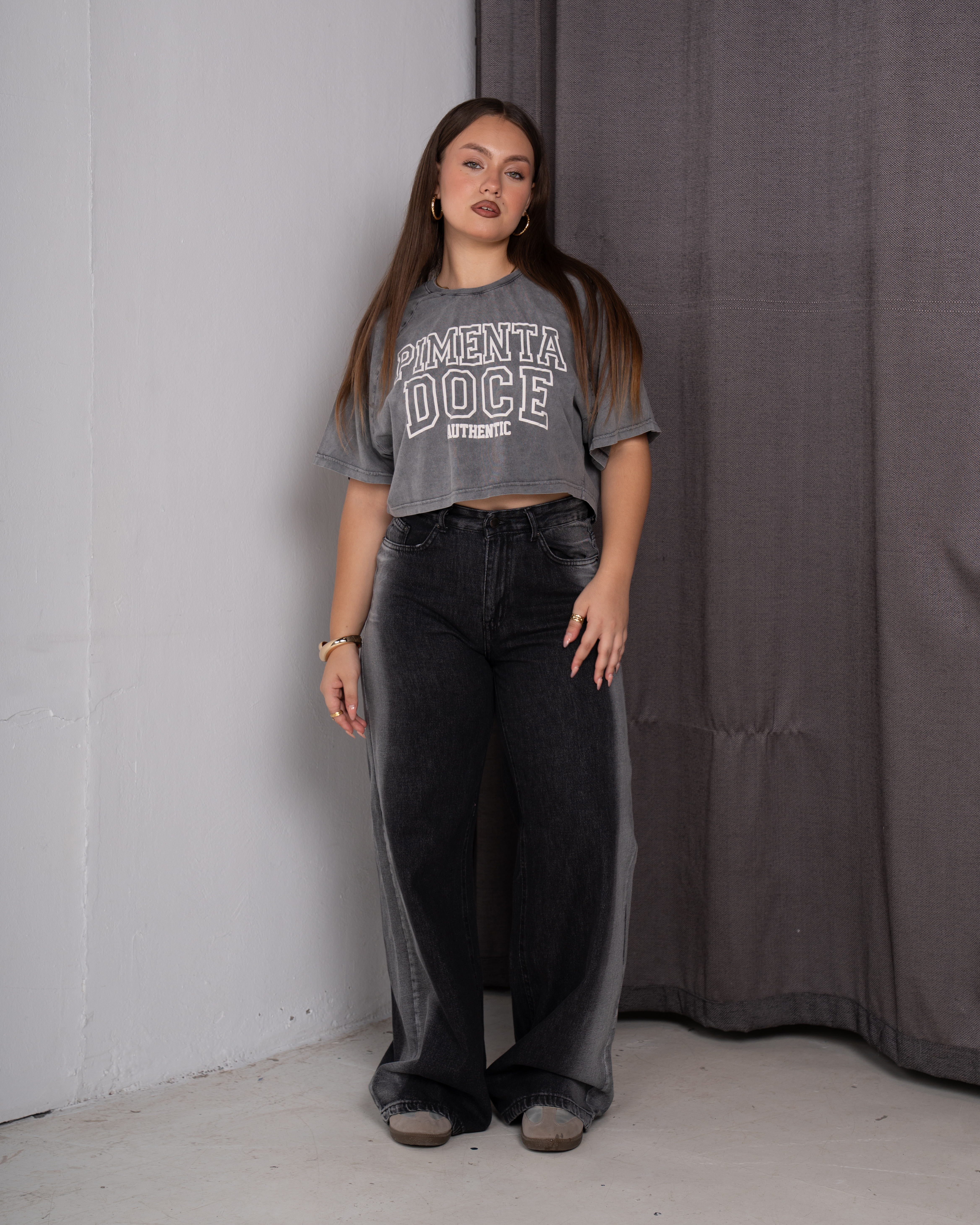 Wide-leg jeans 