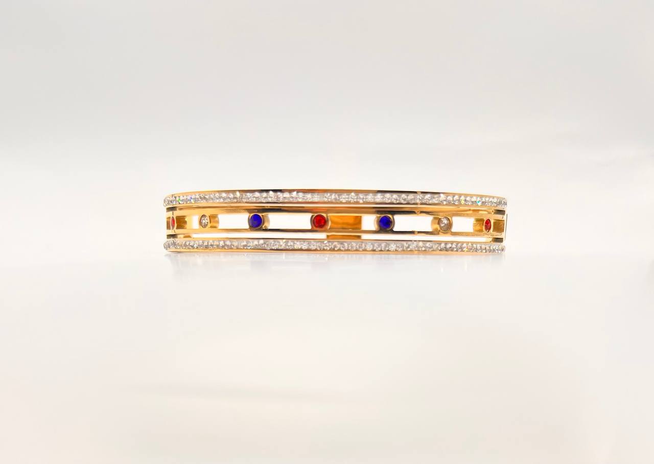 Elegant Gold Bracelet