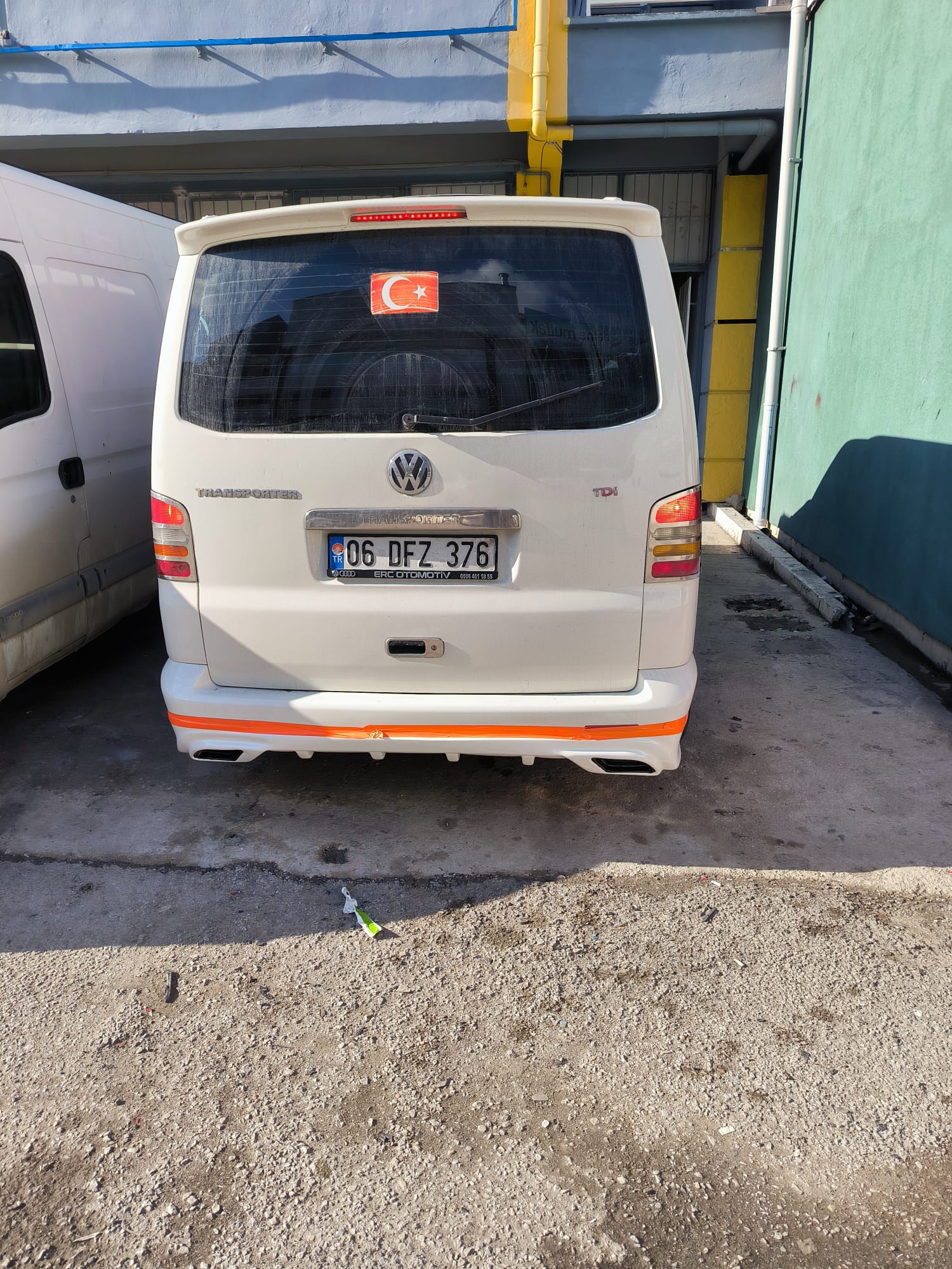 Transporter T5 T6 2004 2015  Arka ek kendinden eksozlu
