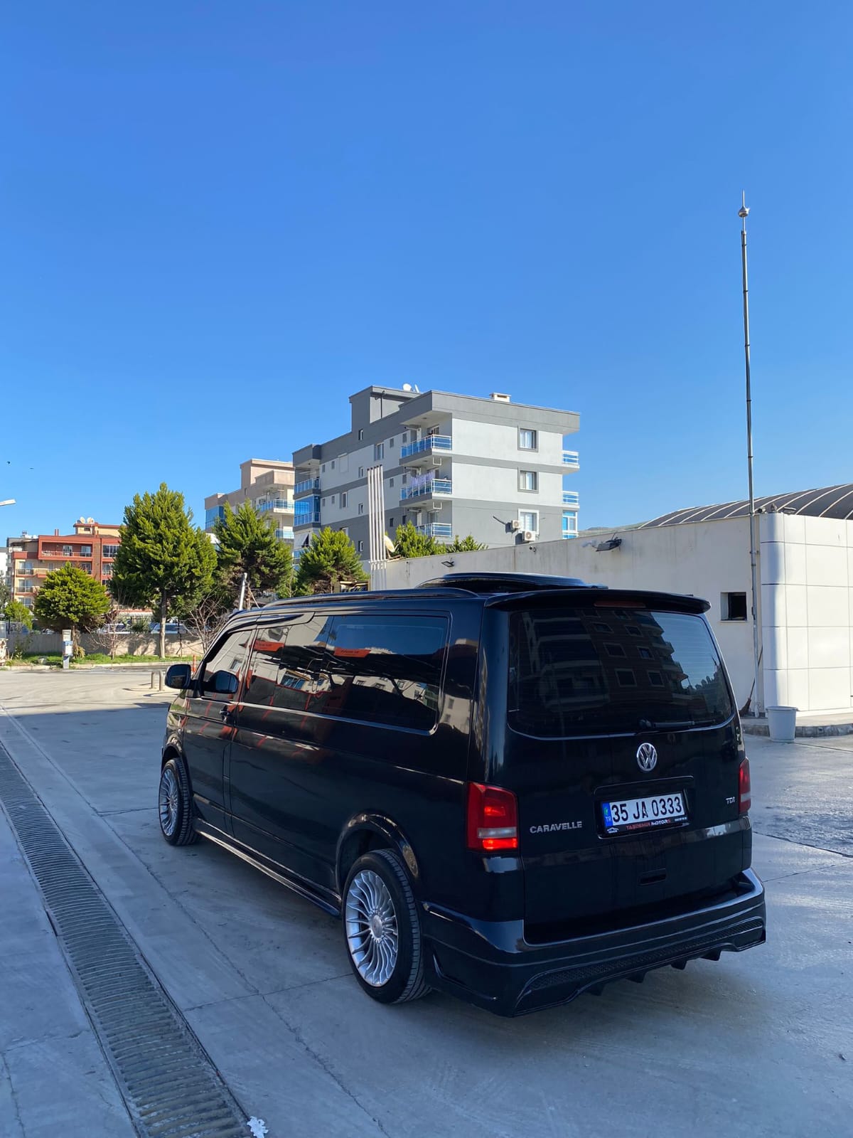 Karbon fiber arka spoiler