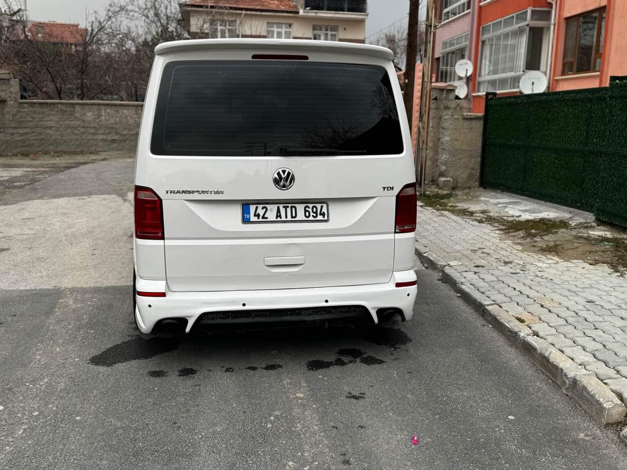 Karbon fiber arka spoiler