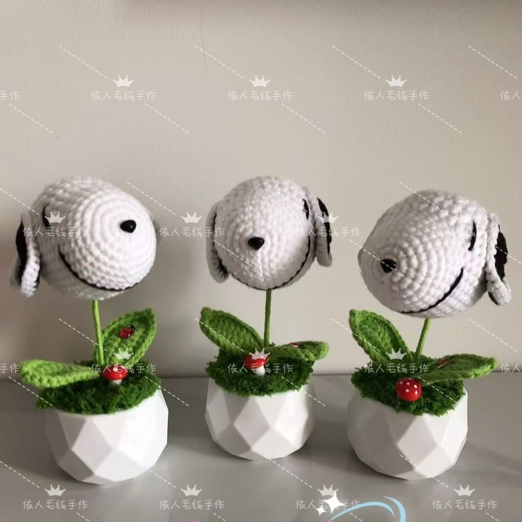 Handmade Snoopy Crochet Flower Pot