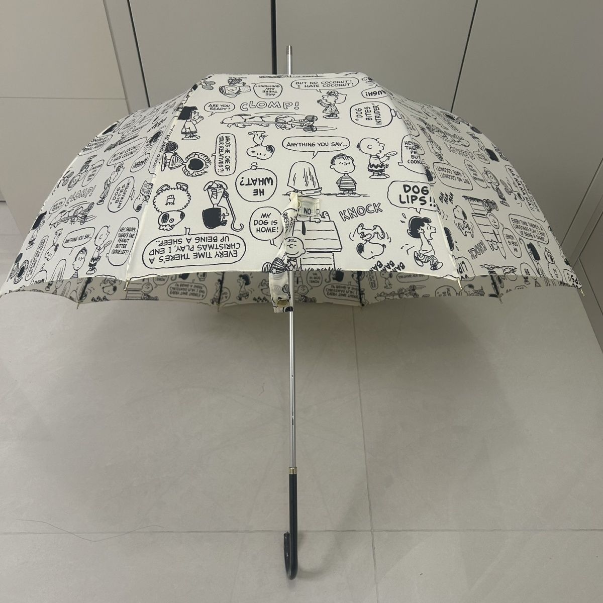 Peanuts Print Umbrella – Classic Comic Design