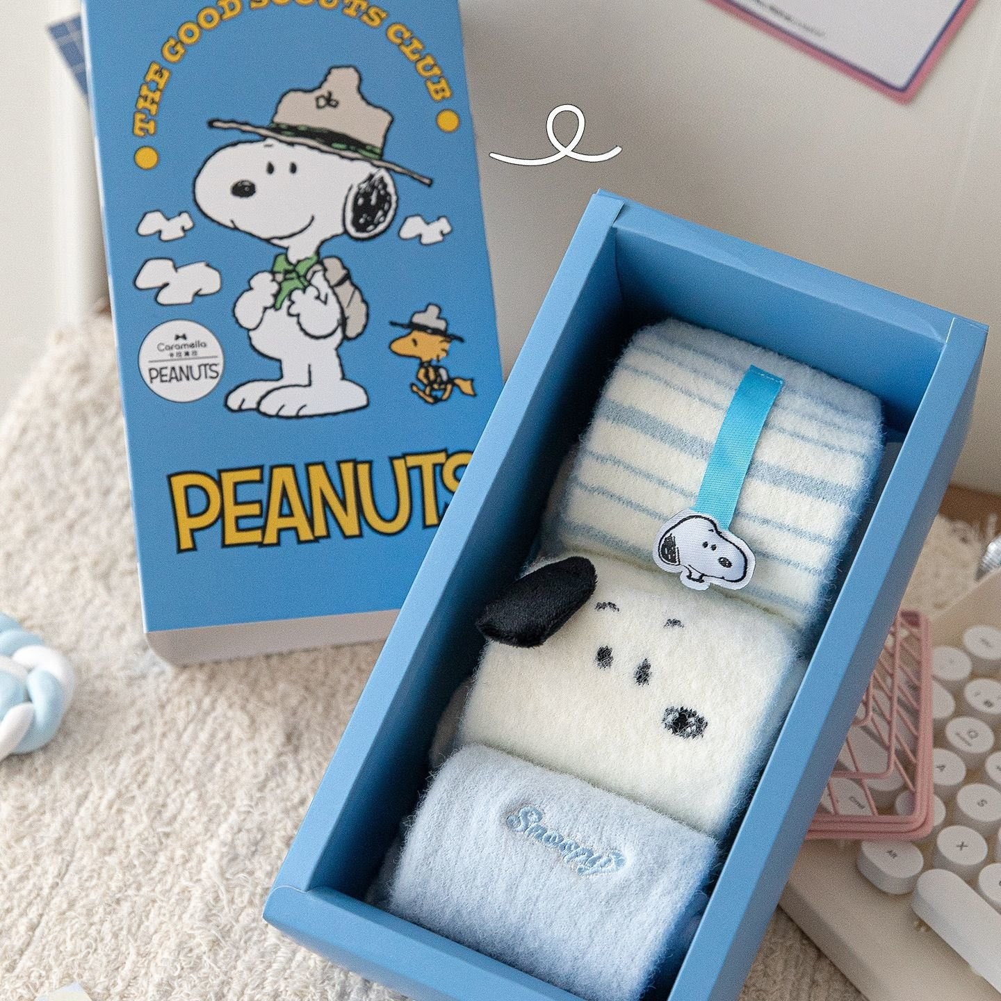 Peanuts x Caramella: Snoopy Fluffy Sock Gift Set