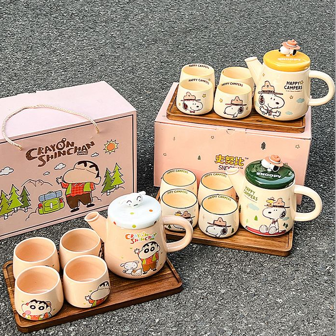 Snoopy Ceramic Tea Set