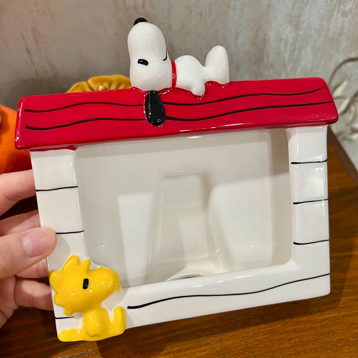 Red House Desk Photo Frame