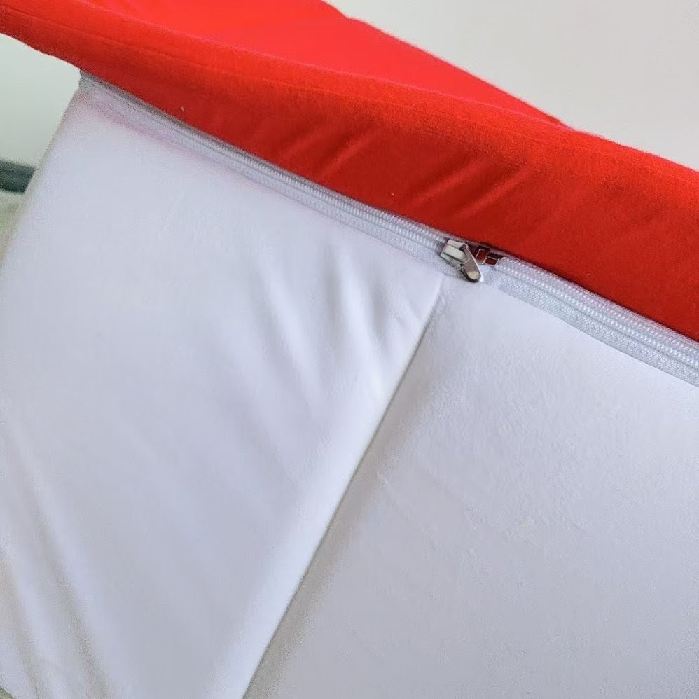 Peanuts Snoopy Pet House