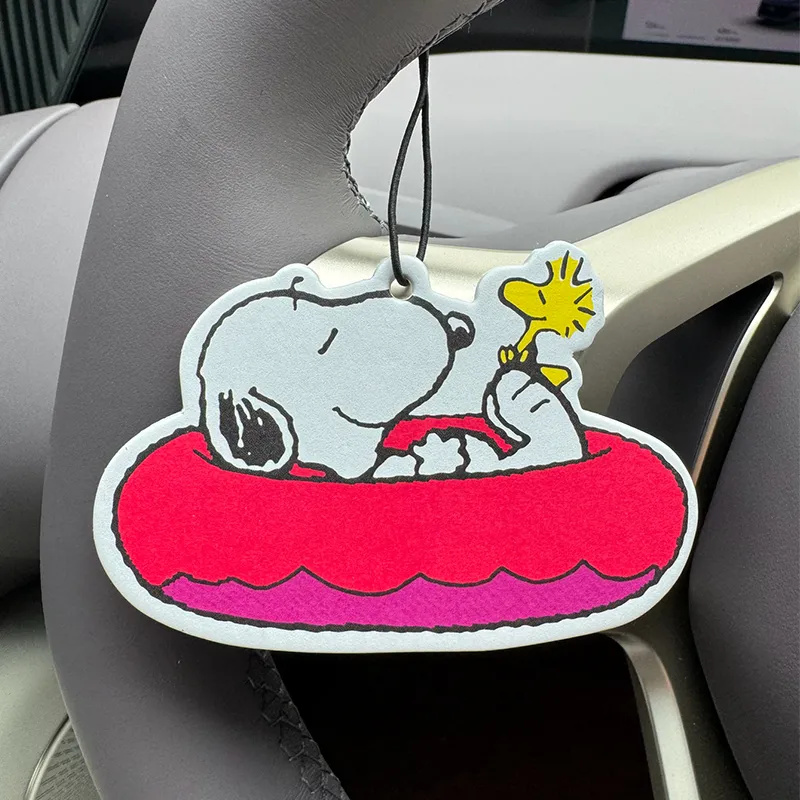 Snoopy & Woodstock Natural Aroma Car Air Freshener - 6 Pack (Hilton Hotel Inspired Fragrance)