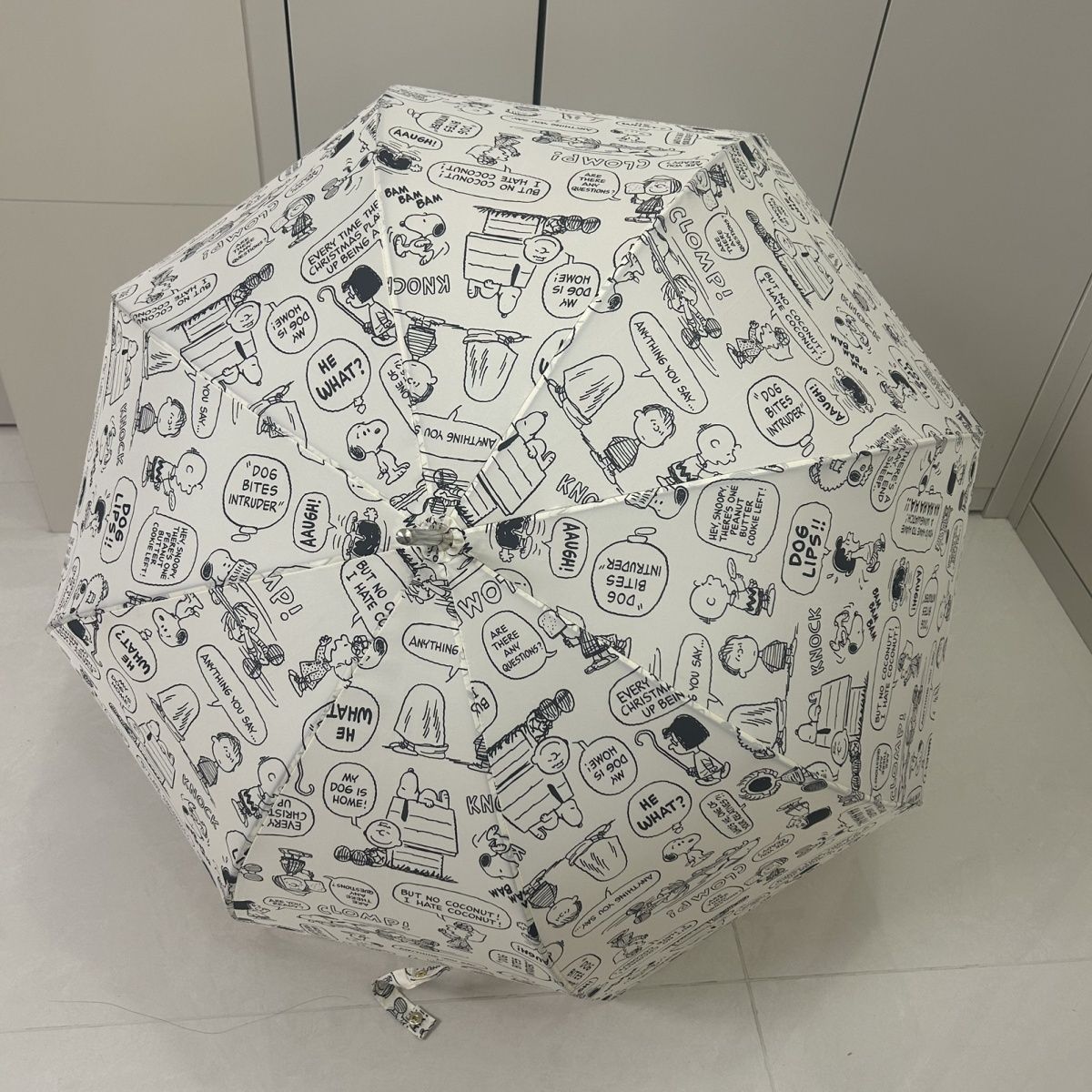 Peanuts Print Umbrella – Classic Comic Design