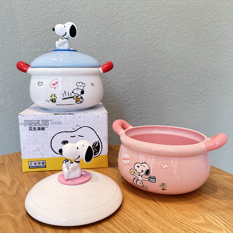 Snoopy-themed Ceramic Cooking Pot