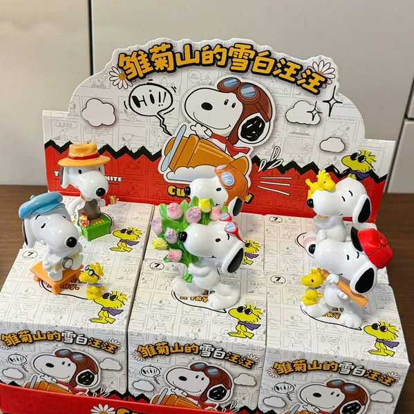 Snoopy & Woodstock Collectible Figurines 6 Pcs Set