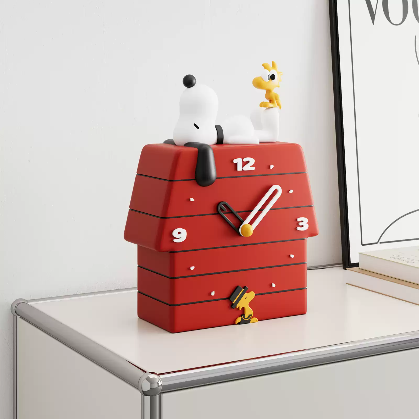 Snoopy’s Redhouse Desk Clock