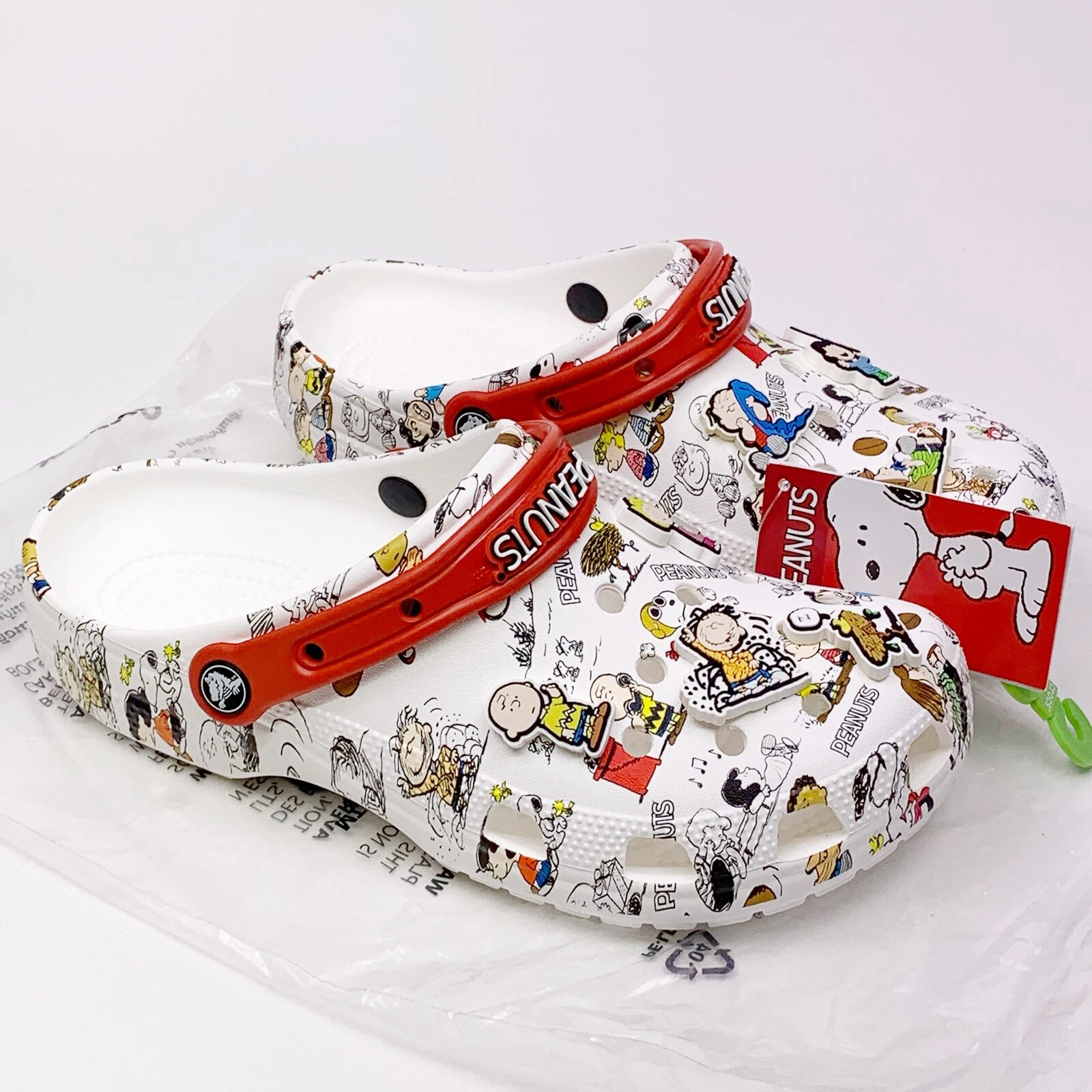 Peanuts X Crocs Clogs 