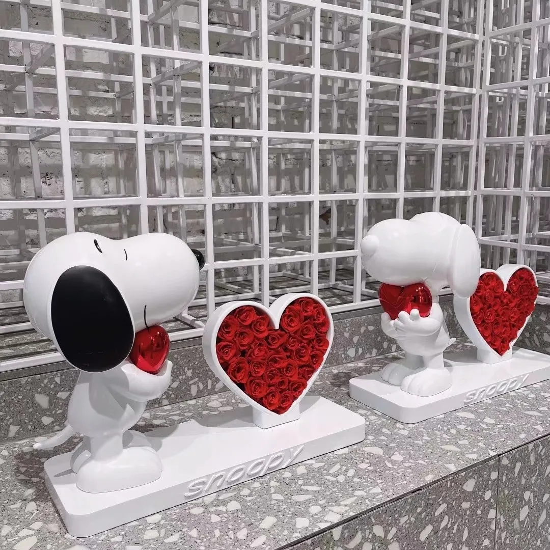 Snoopy Heart Figurine