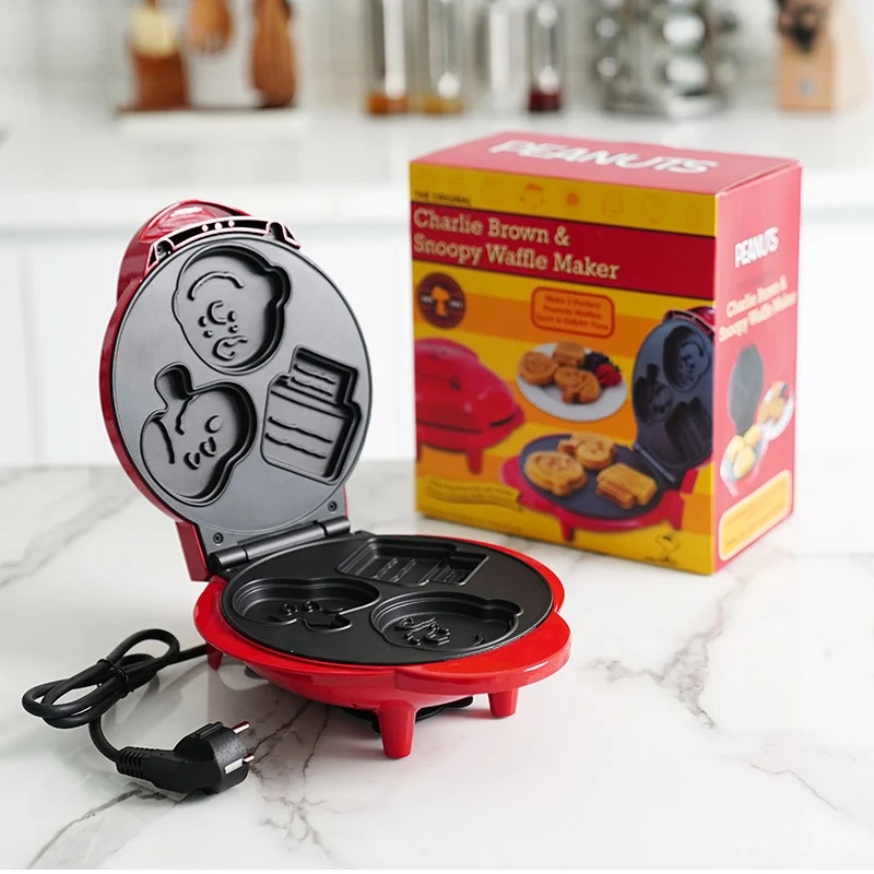 Charlie Brown & Snoopy Waffle Maker