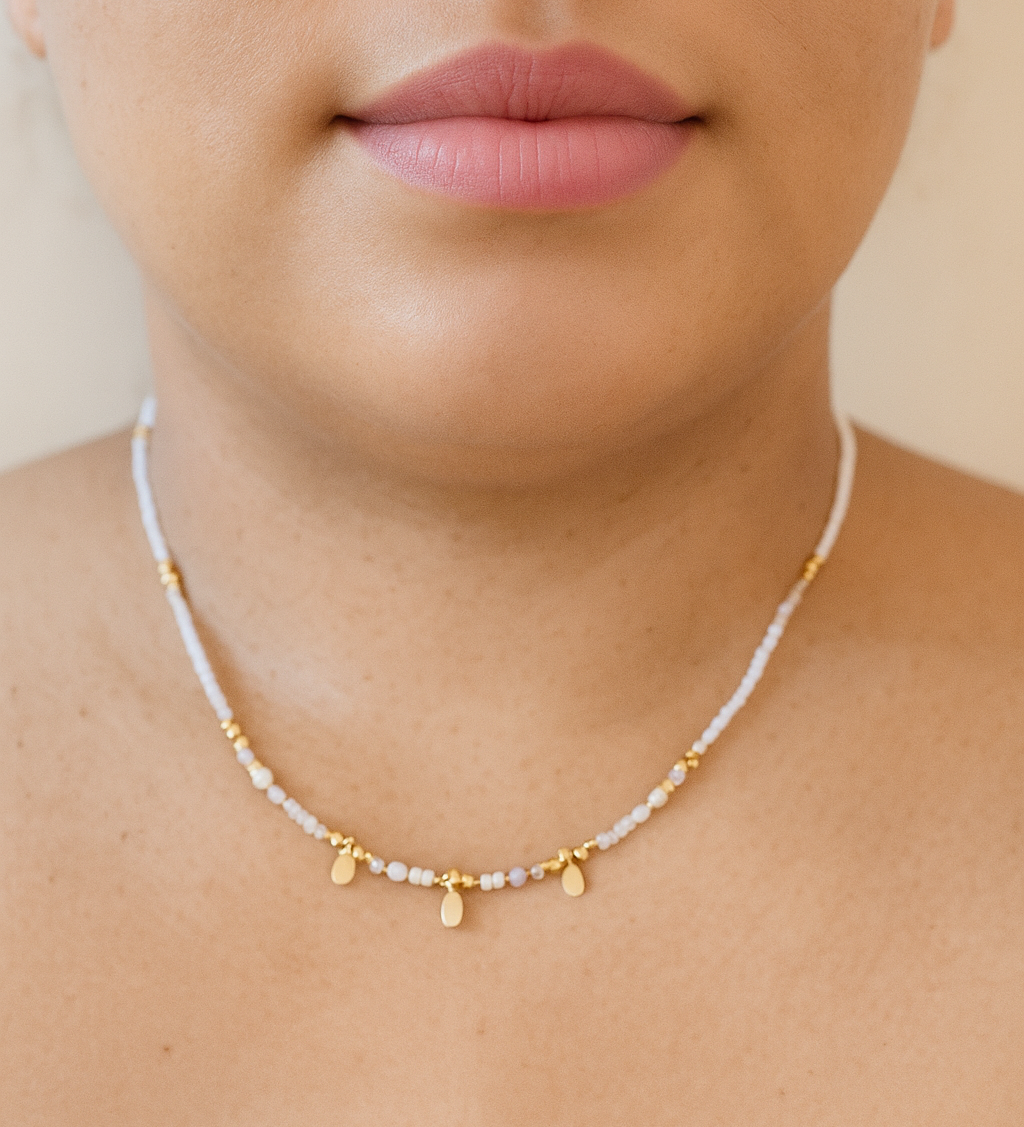 Collier perlé doré