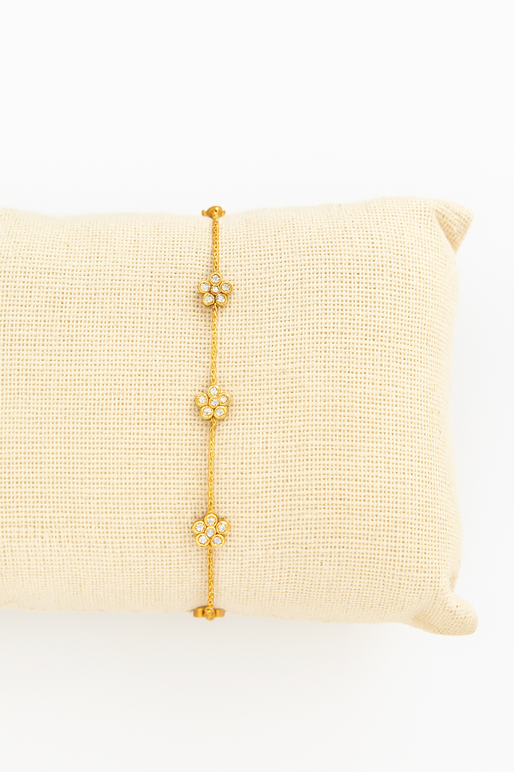 Bracelet en or avec perles