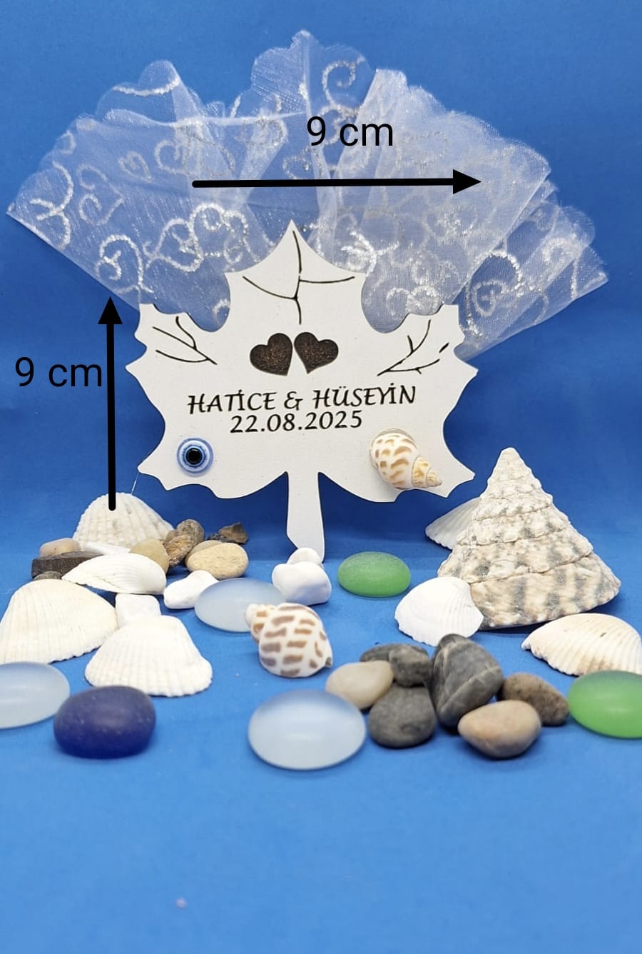 Kişiye Özel Yaprak Desenli Ahşap Nikah & Nişan Hatırası