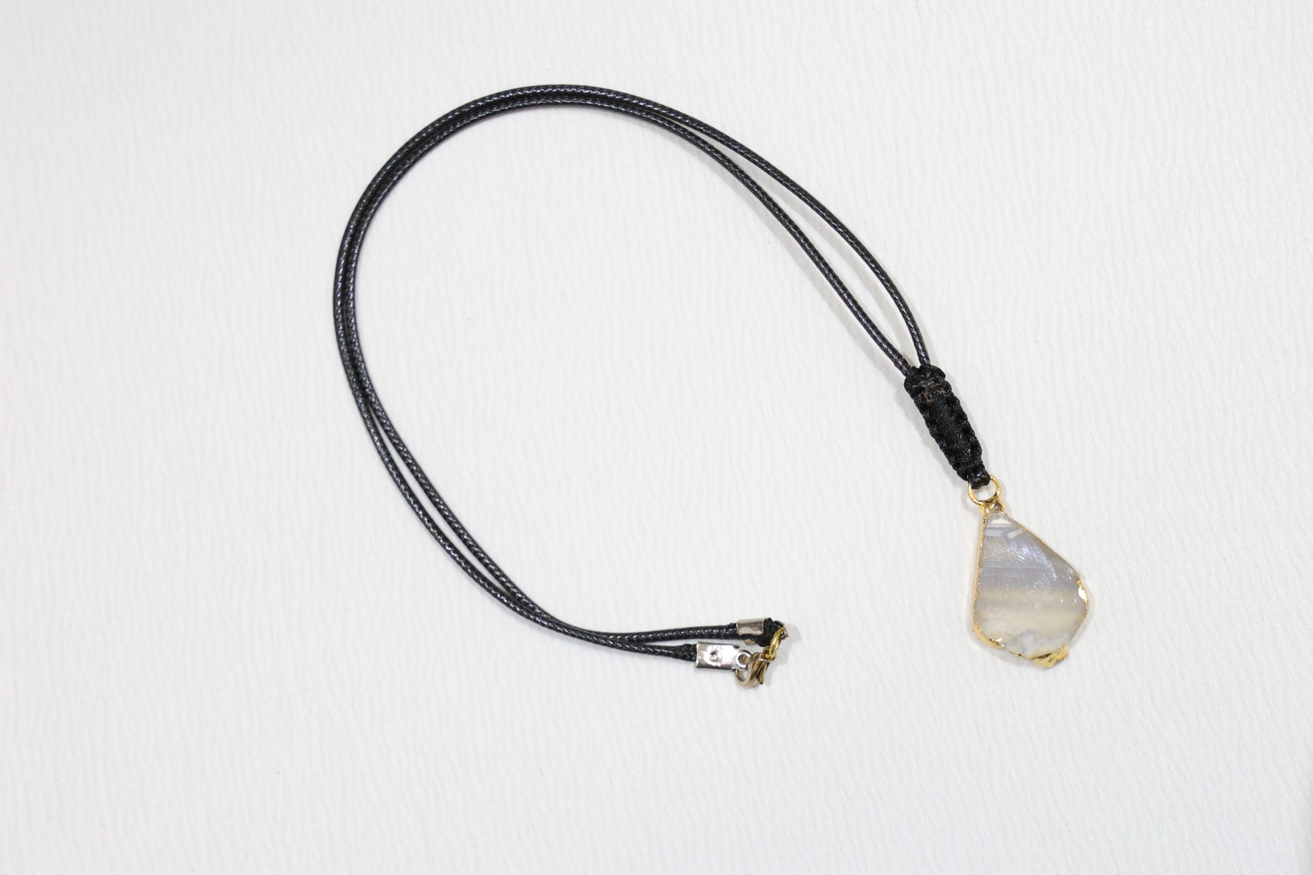 Beyaz Doğal Akik Taşlı Kolye & Bileklik Kombini – El Yapımı Zarif Takım