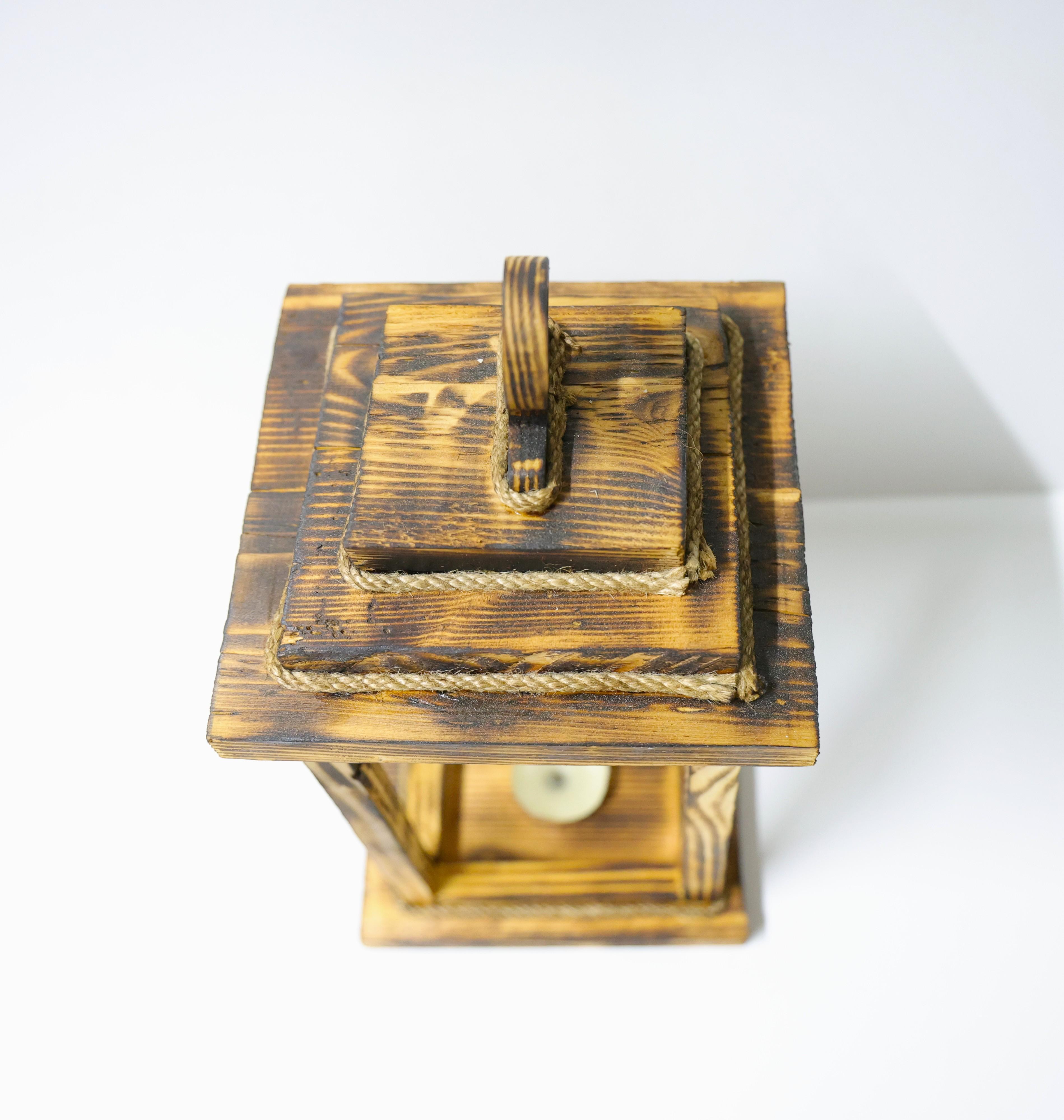 Rustik Ahşap Fener Mumluk Seti – 2’li Dekoratif Tasarım