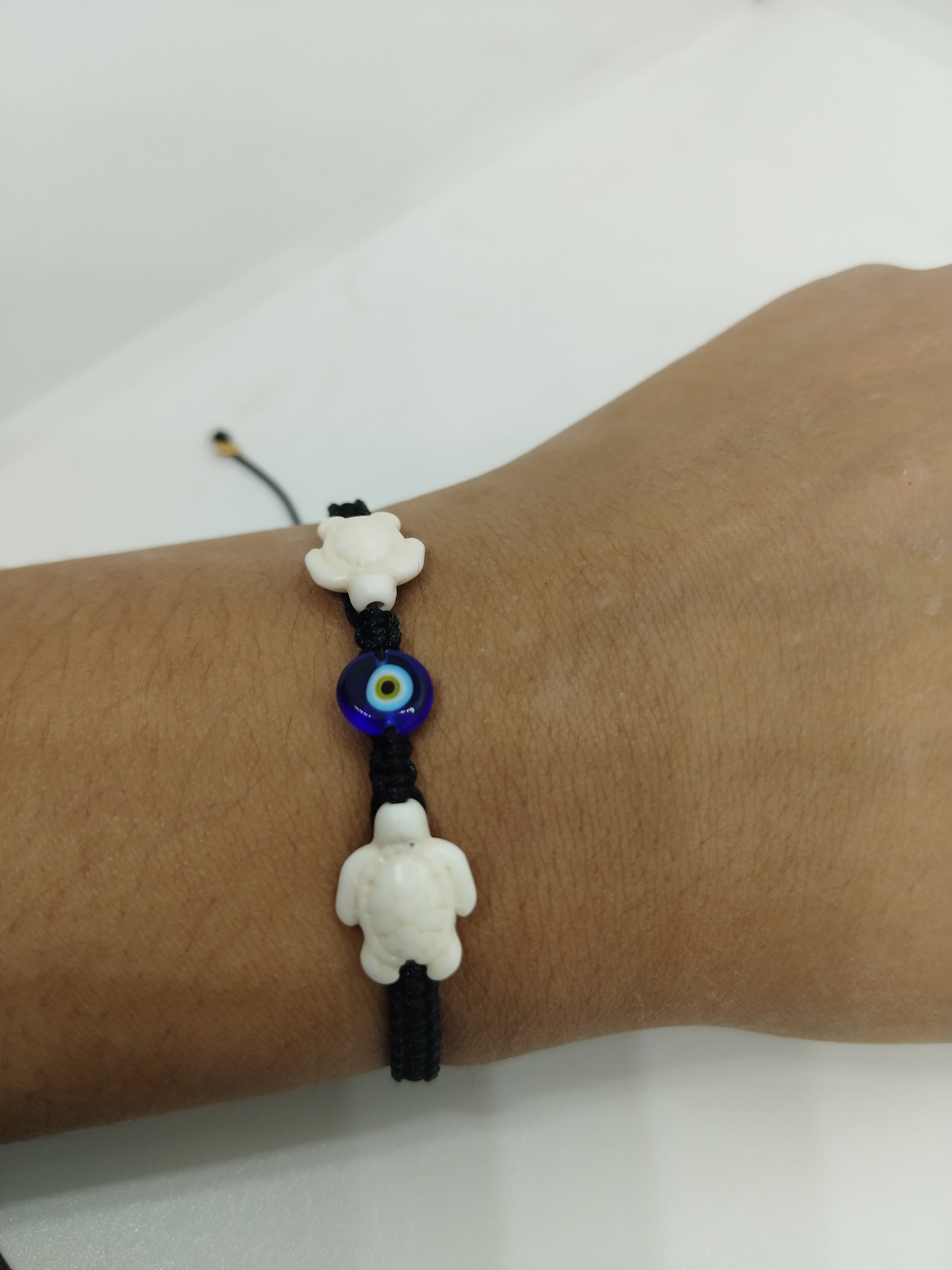 Renkli Boncuk Bileklik – Günlük Kombin