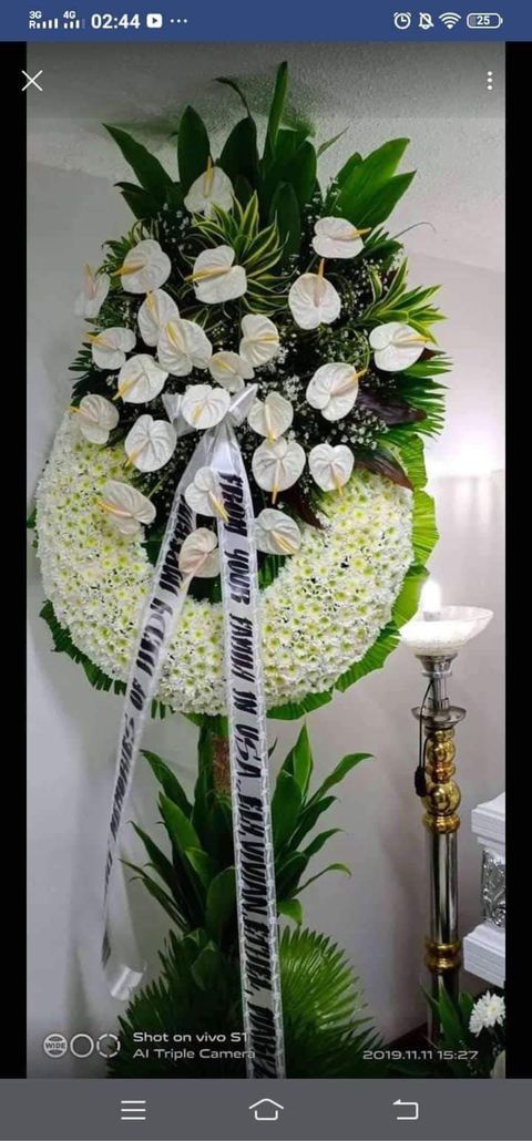 Pure white Funeral Flower Stand