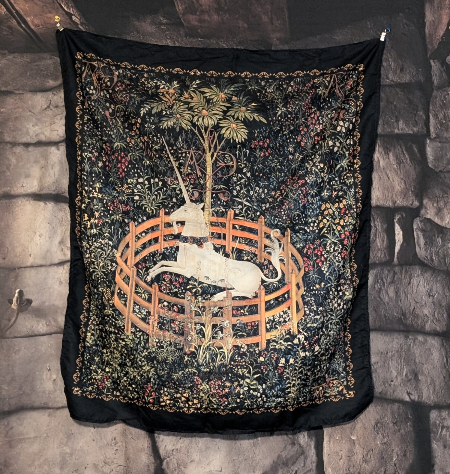 The unicorn in Captivity, Medieval Wall hanging
