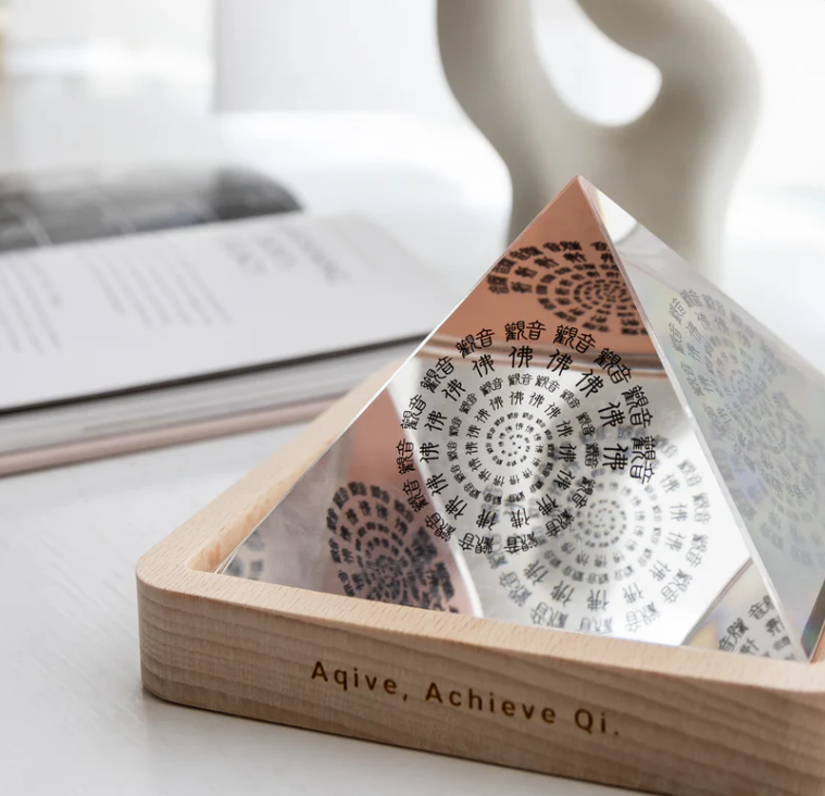 水晶金字塔 Crystal Qiramid