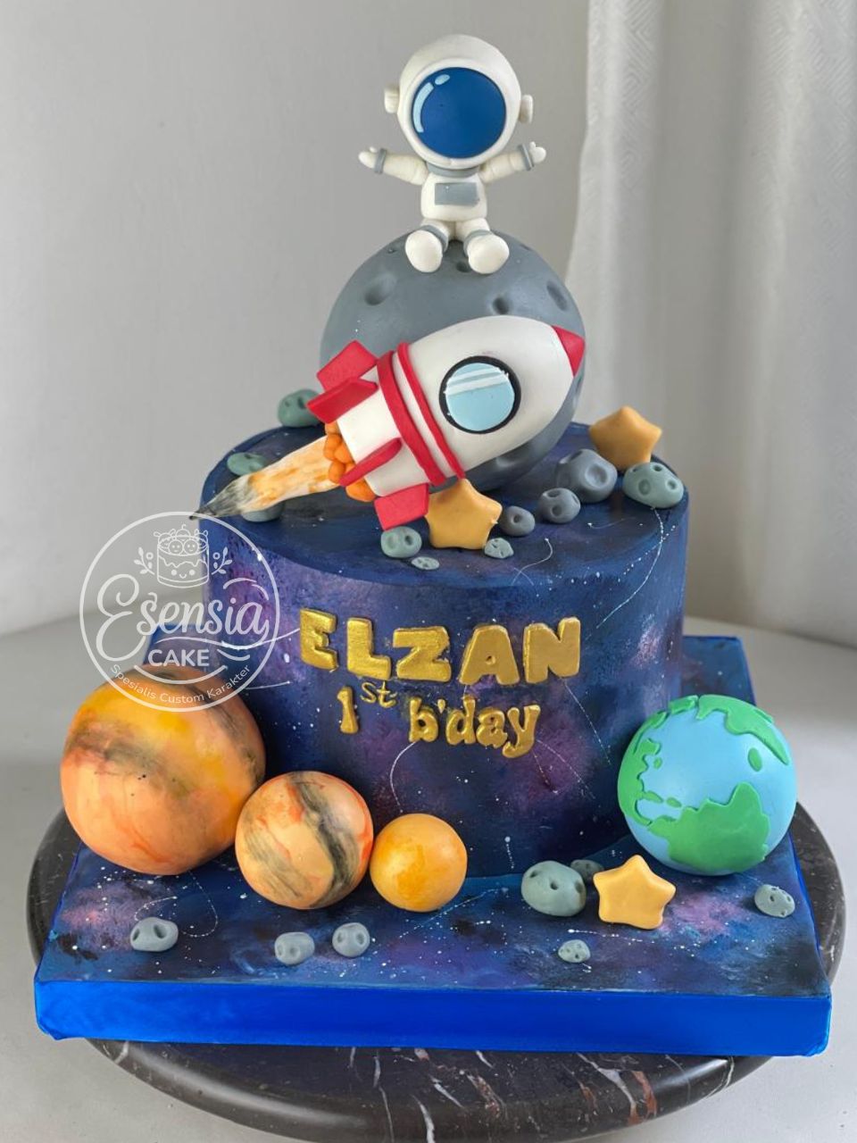 Astronot, Roket & Planet Cake