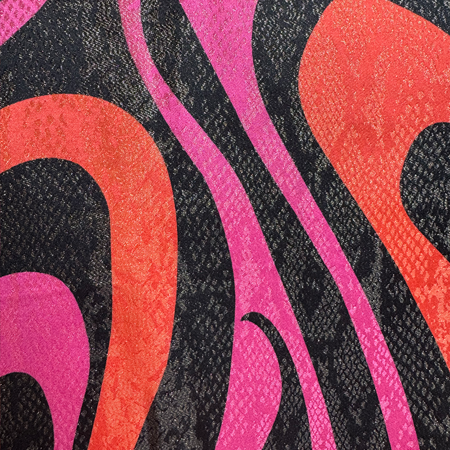 نقشة فنية بالألوان الزهرية والبرتقالية