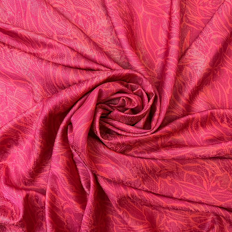 نقش زهري أحمر برّاق