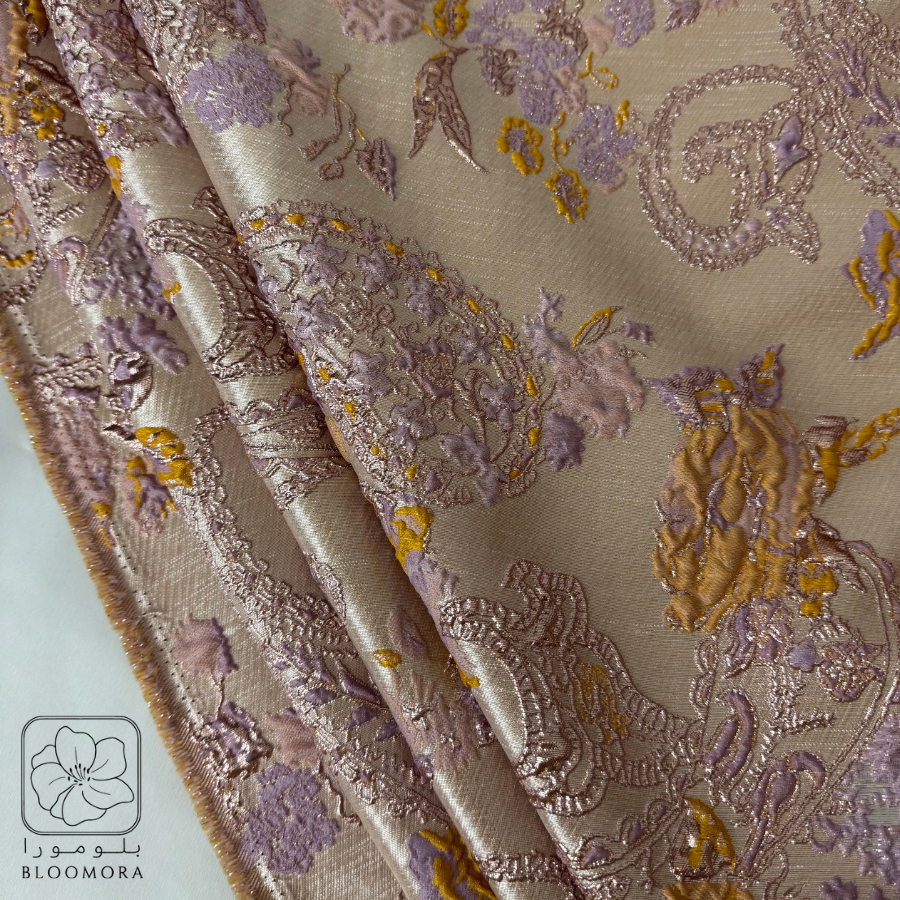 حرير جاكارد زري – نقش زهري بتدرجات البنفسجي والذهبي