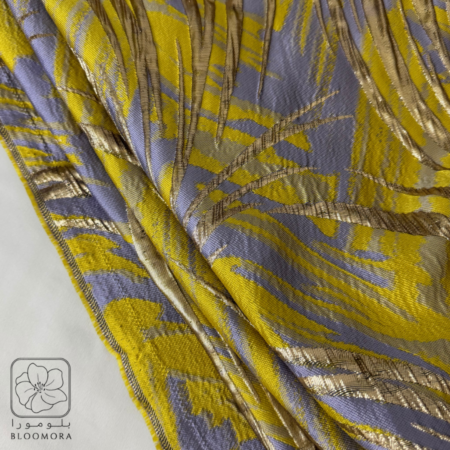 حرير جاكارد زري – نقش ذهبي وأزرق