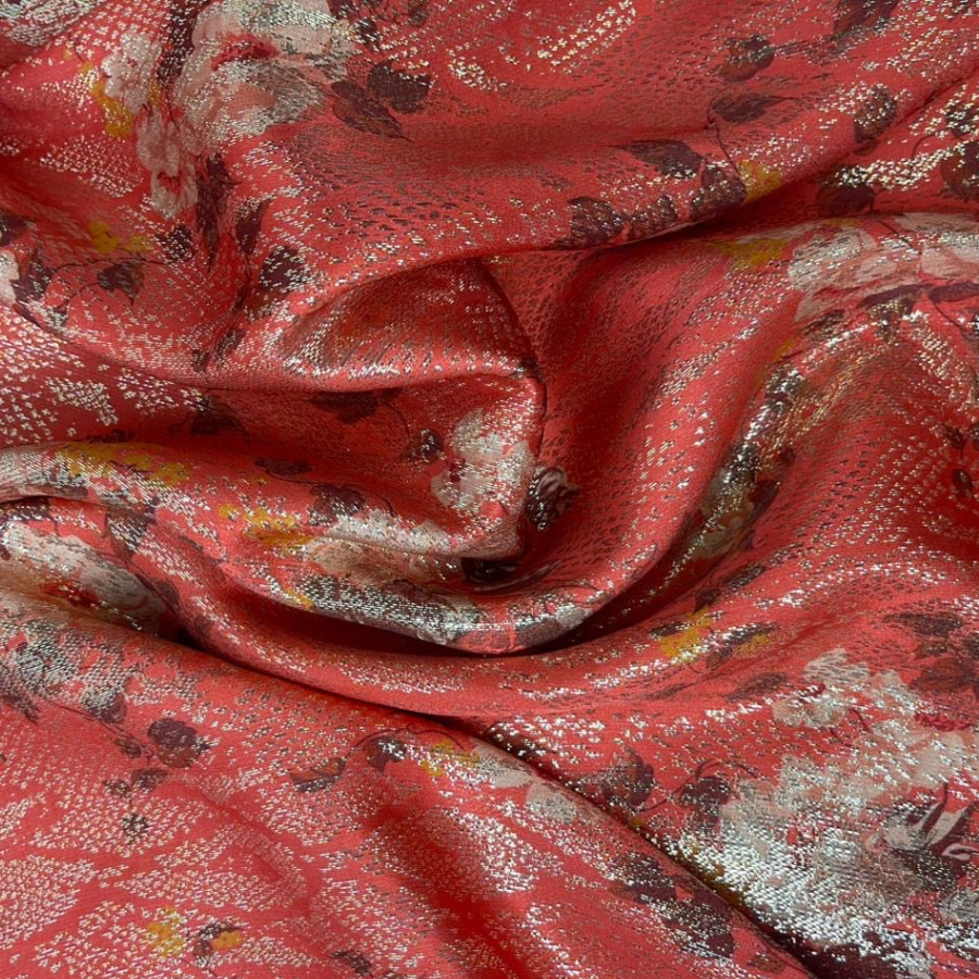  حرير إيطالي فاخر بنقشة ورود كلاسيكية