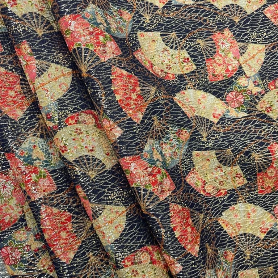 قماش حرير إيطالي بنقشة مراوح شرقية فاخرة