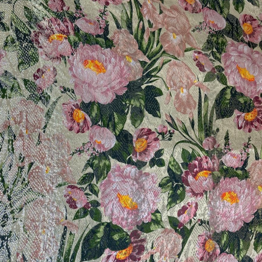 حرير إيطالي فاخر بنقشة ورود وردية لامعة