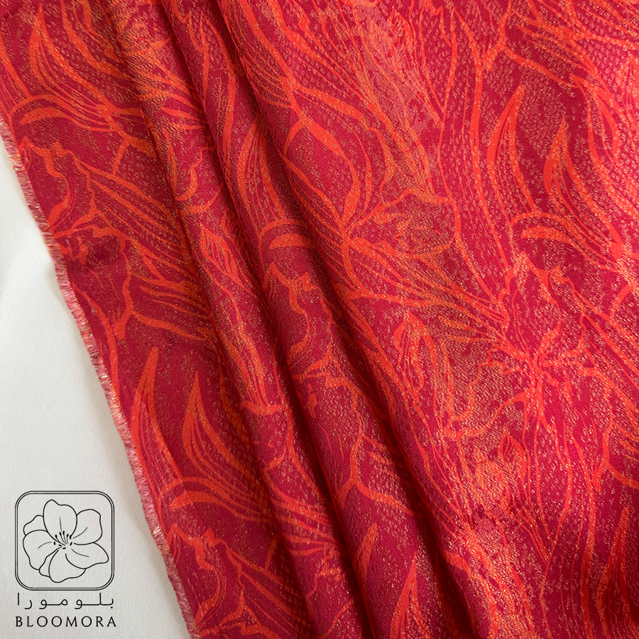 نقش زهري أحمر برّاق