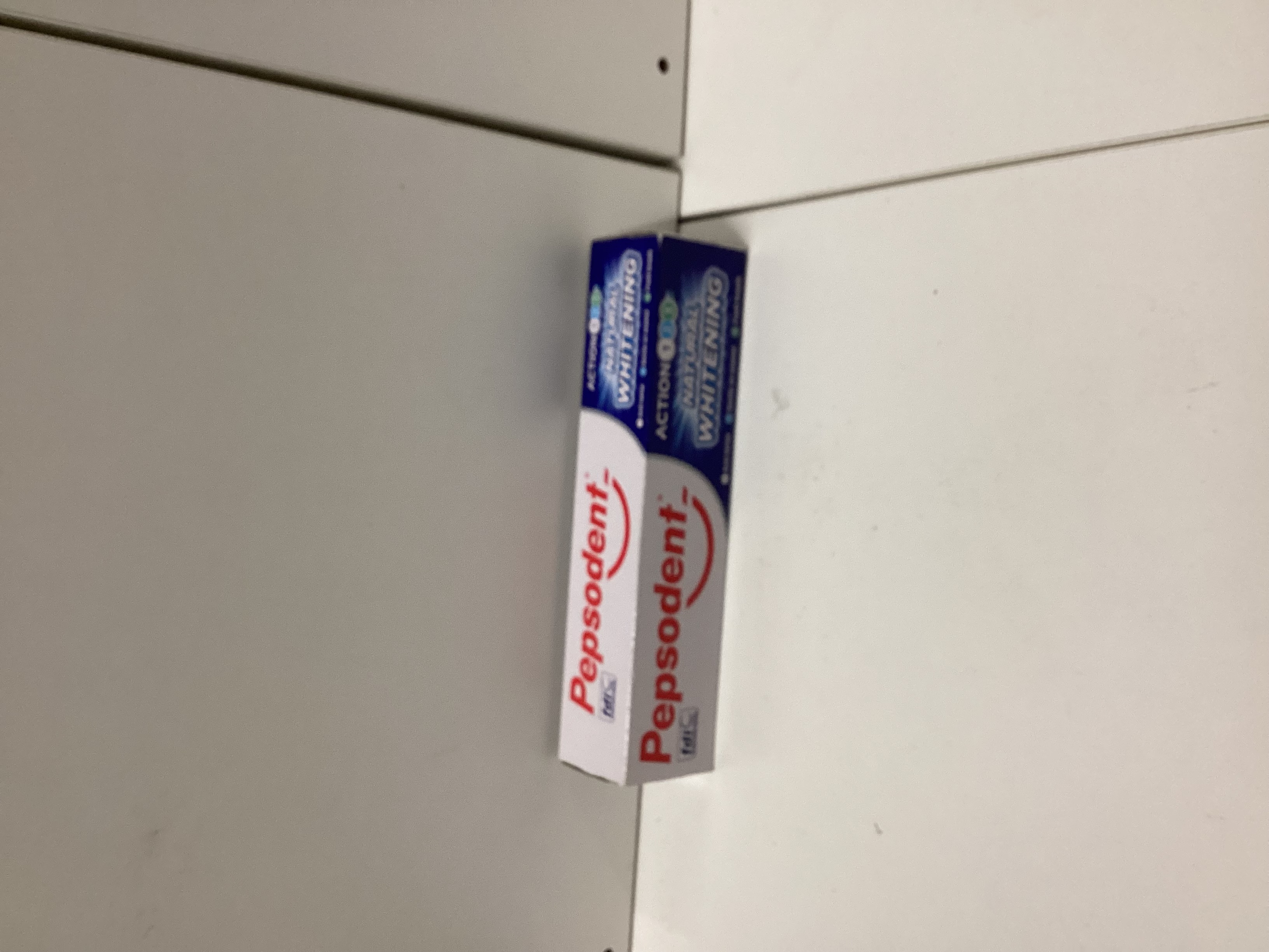 Pepsodent white