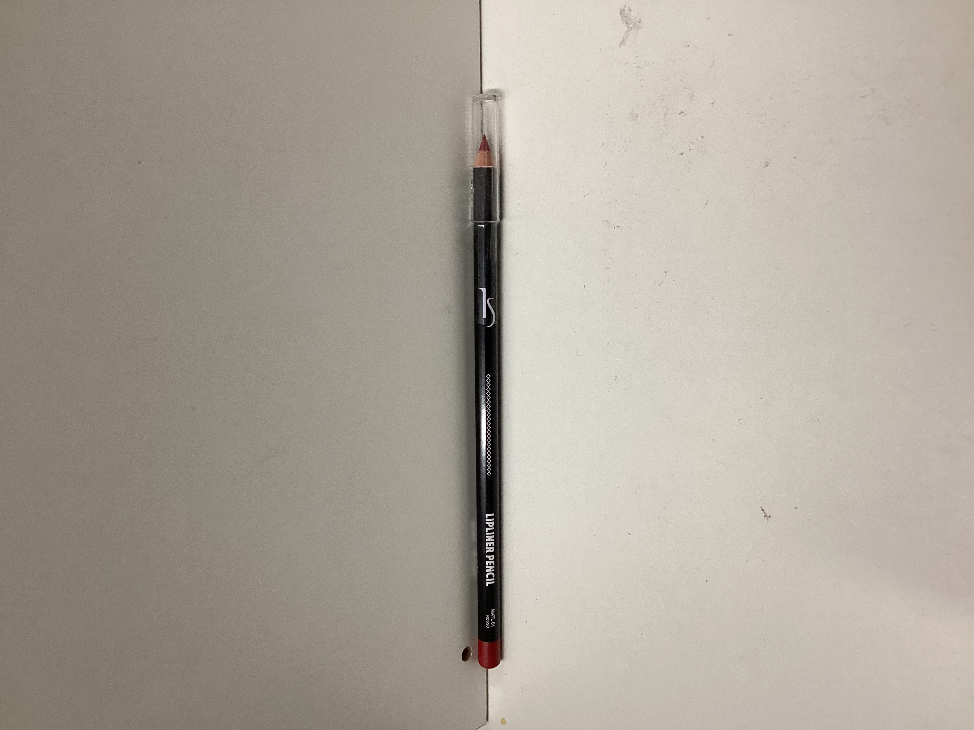 Matita contorno labbra rosso