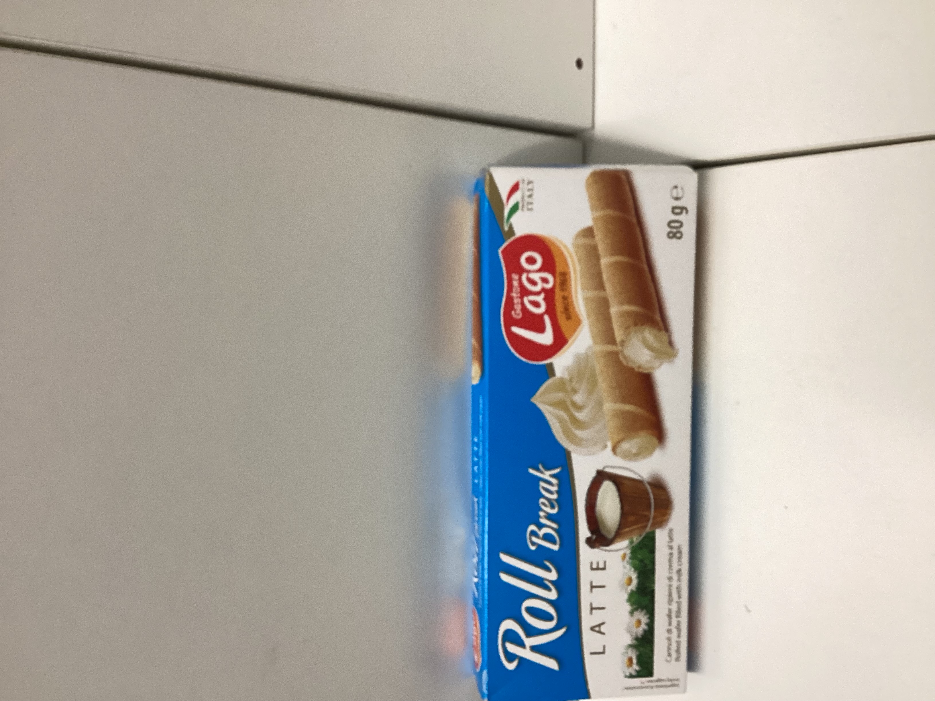 Lago Roll wafer Latte