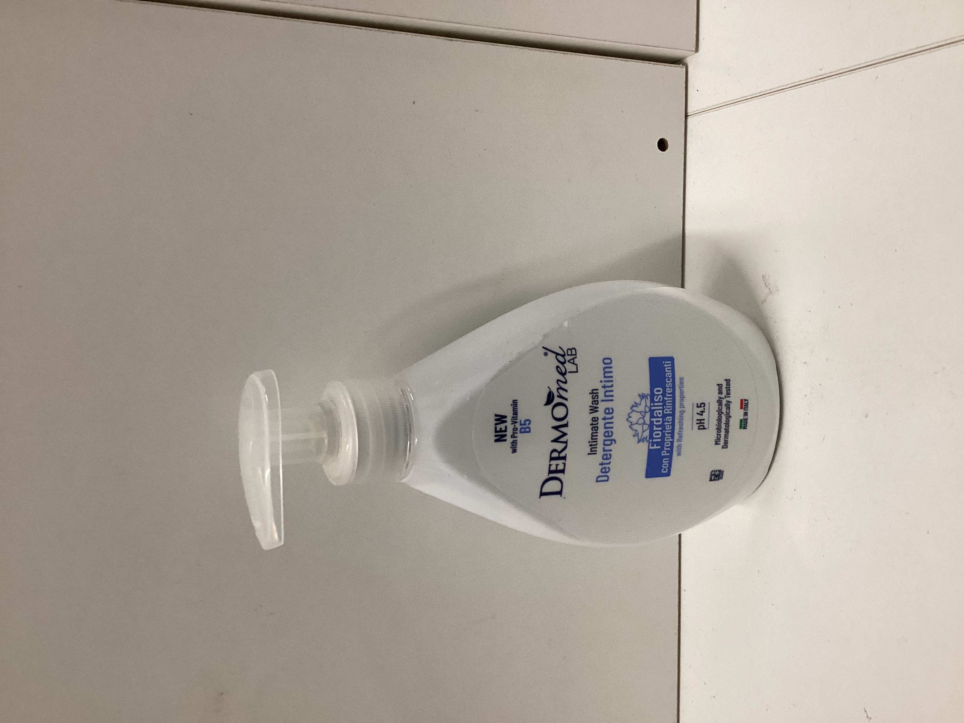 Dermomed detergente intimo fiordaliso 250 ml