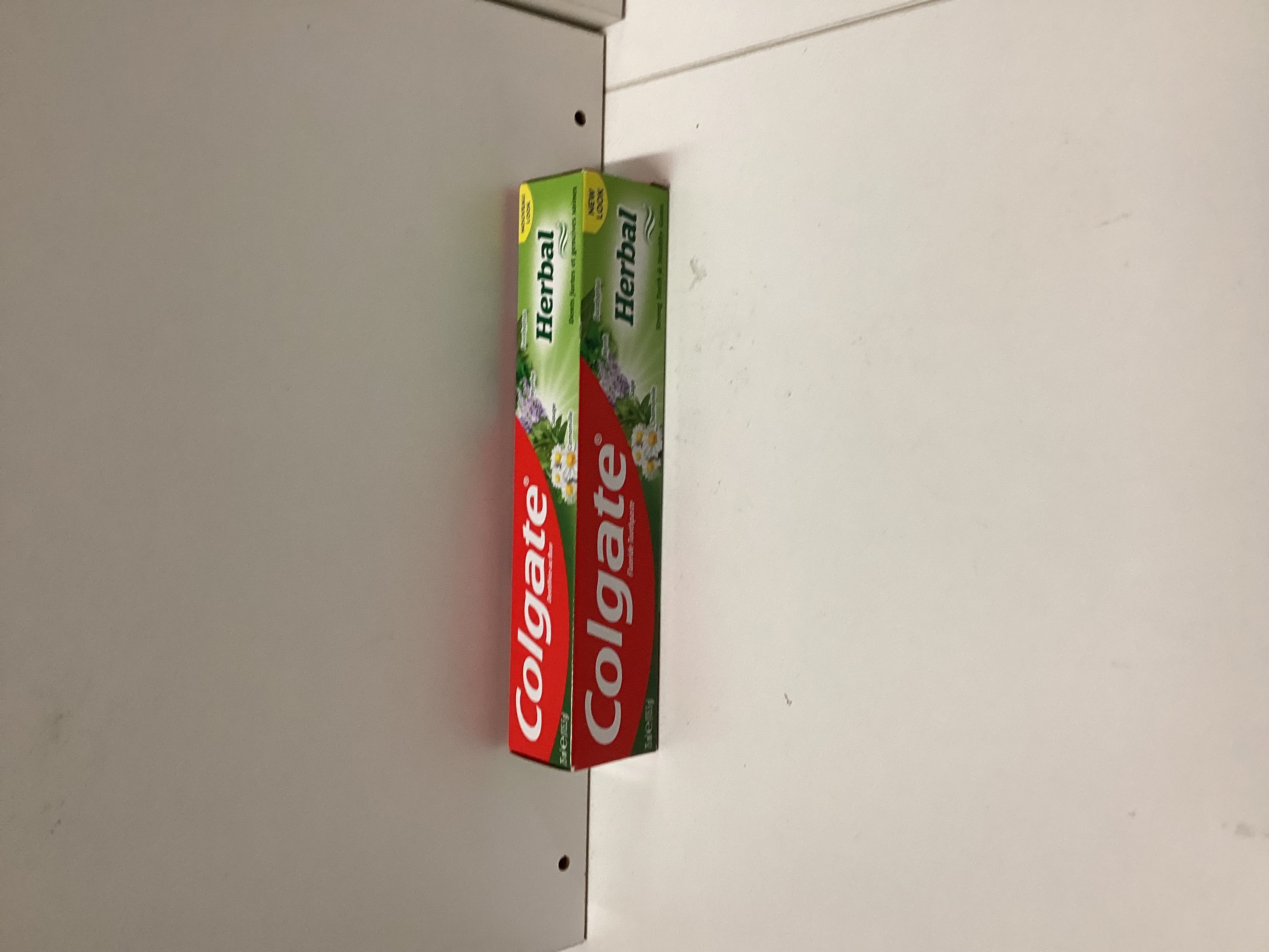 Colgate Herbal 
